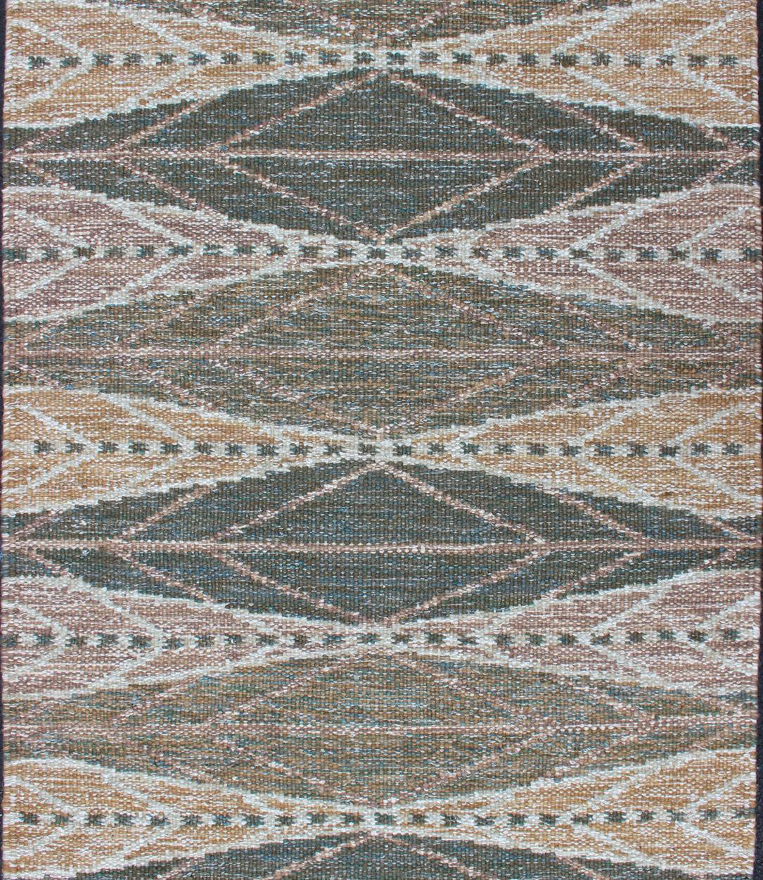 Keivan Woven Arts Scandinavian Flat-Weave Rug With Modern Design Brown and Green In condizioni ottime in vendita a Atlanta, GA