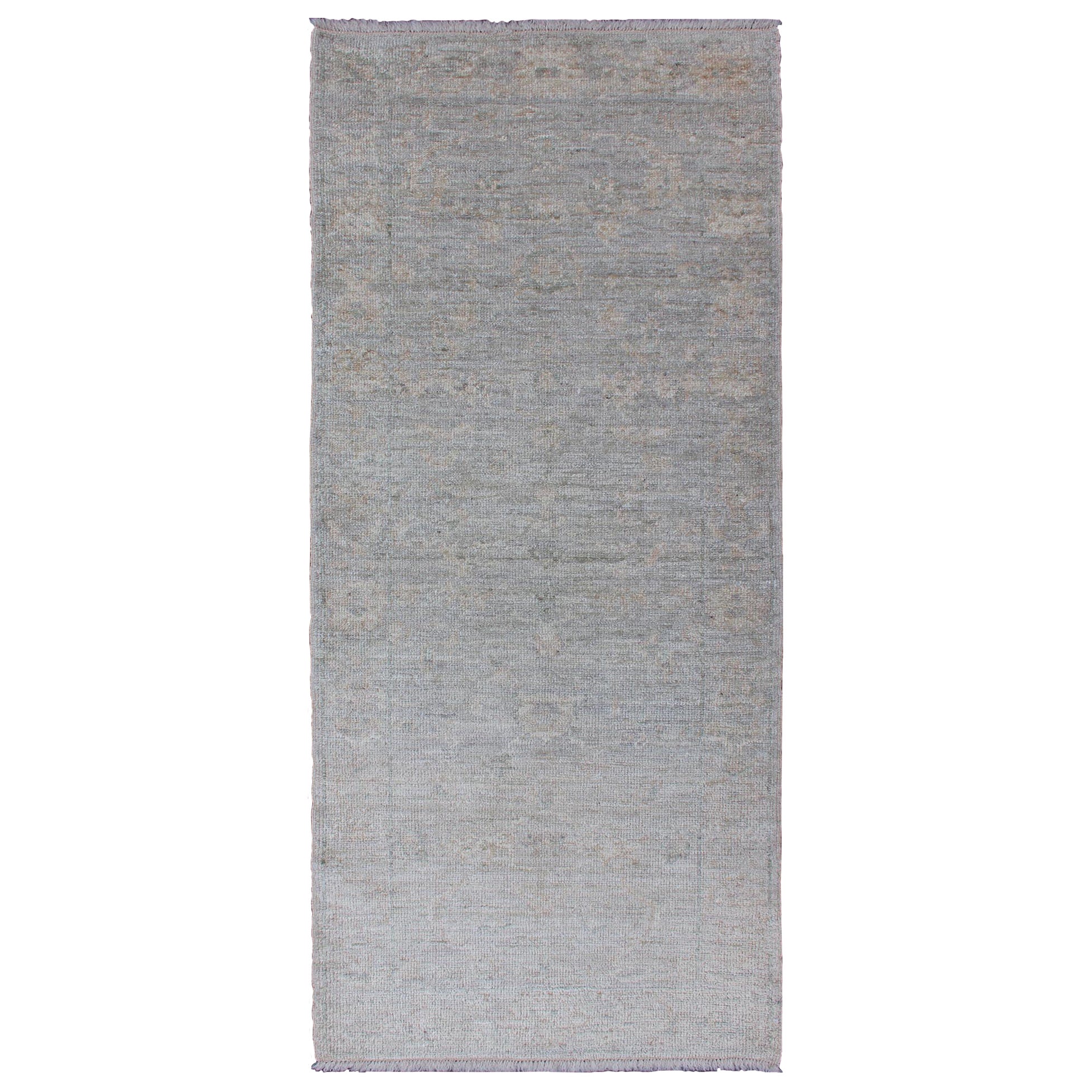 Tappeto Keivan Woven Arts in angora turca Oushak 2
10" X6
7" in vendita