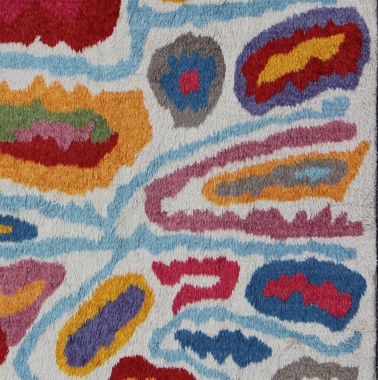 Keivan Woven Arts, türkischer Tulu-Teppich mit leuchtender Farbpalette (Handgeknüpft) im Angebot