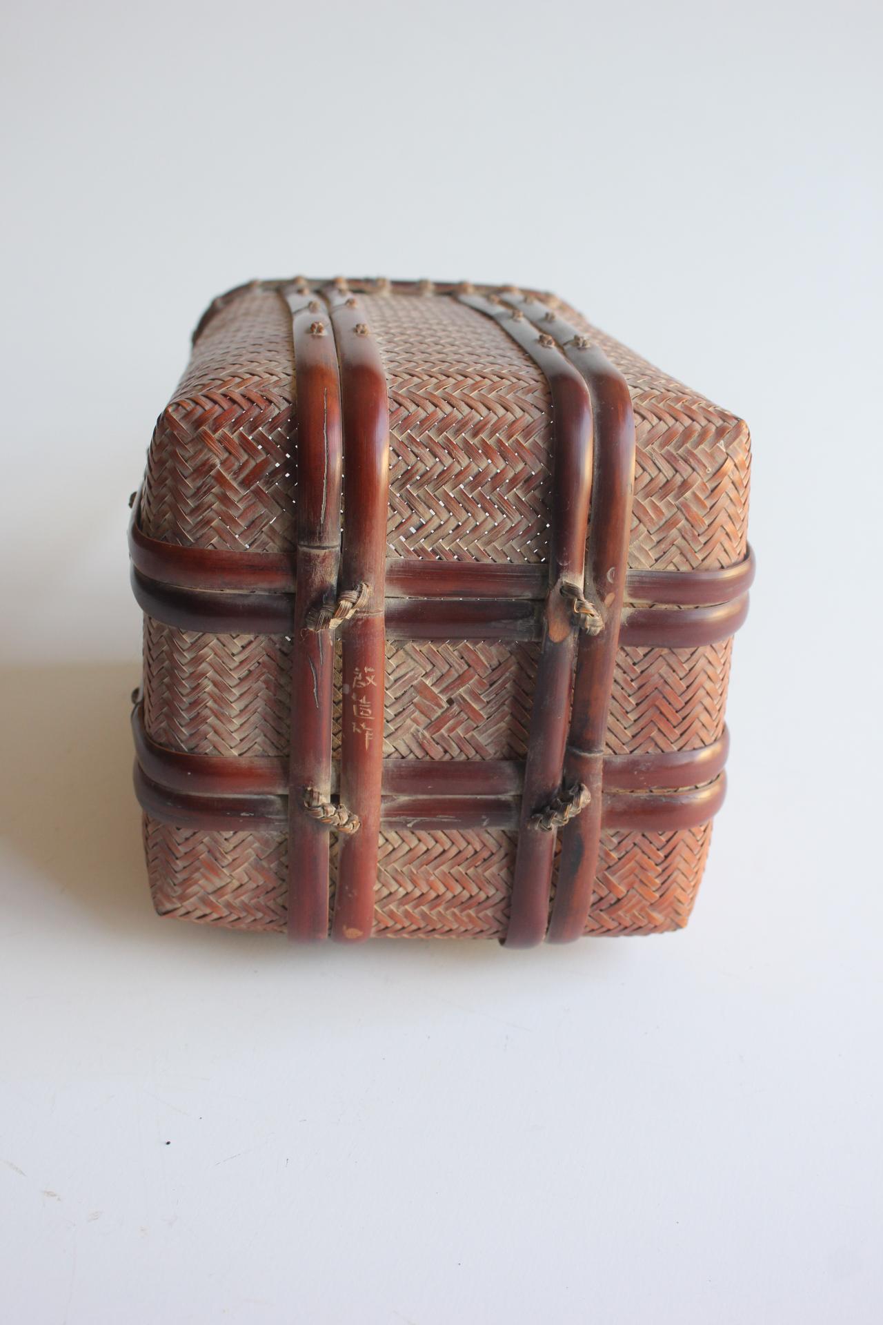 Japanese Antiques Keizo Yagisawa (Sokan) A Flower Basket Bamboo Craft with Box For Sale 11
