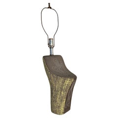 Lampada da tavolo Kelby design astratto