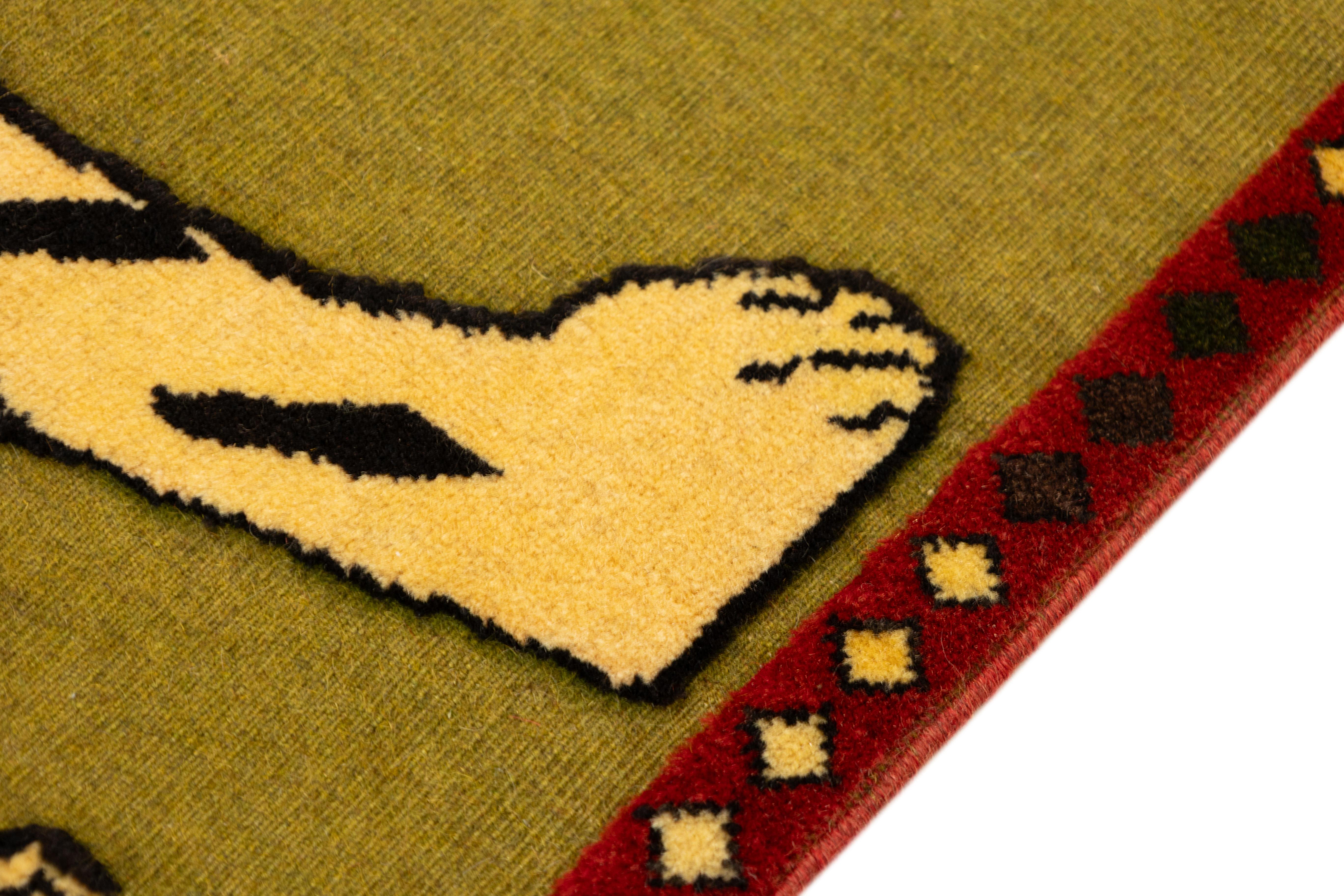 XX secolo Tappeto Kelim Gabbeh Tiger, tessuto a mano, 5x3.6 ft - Greene & Greene e Nero in vendita