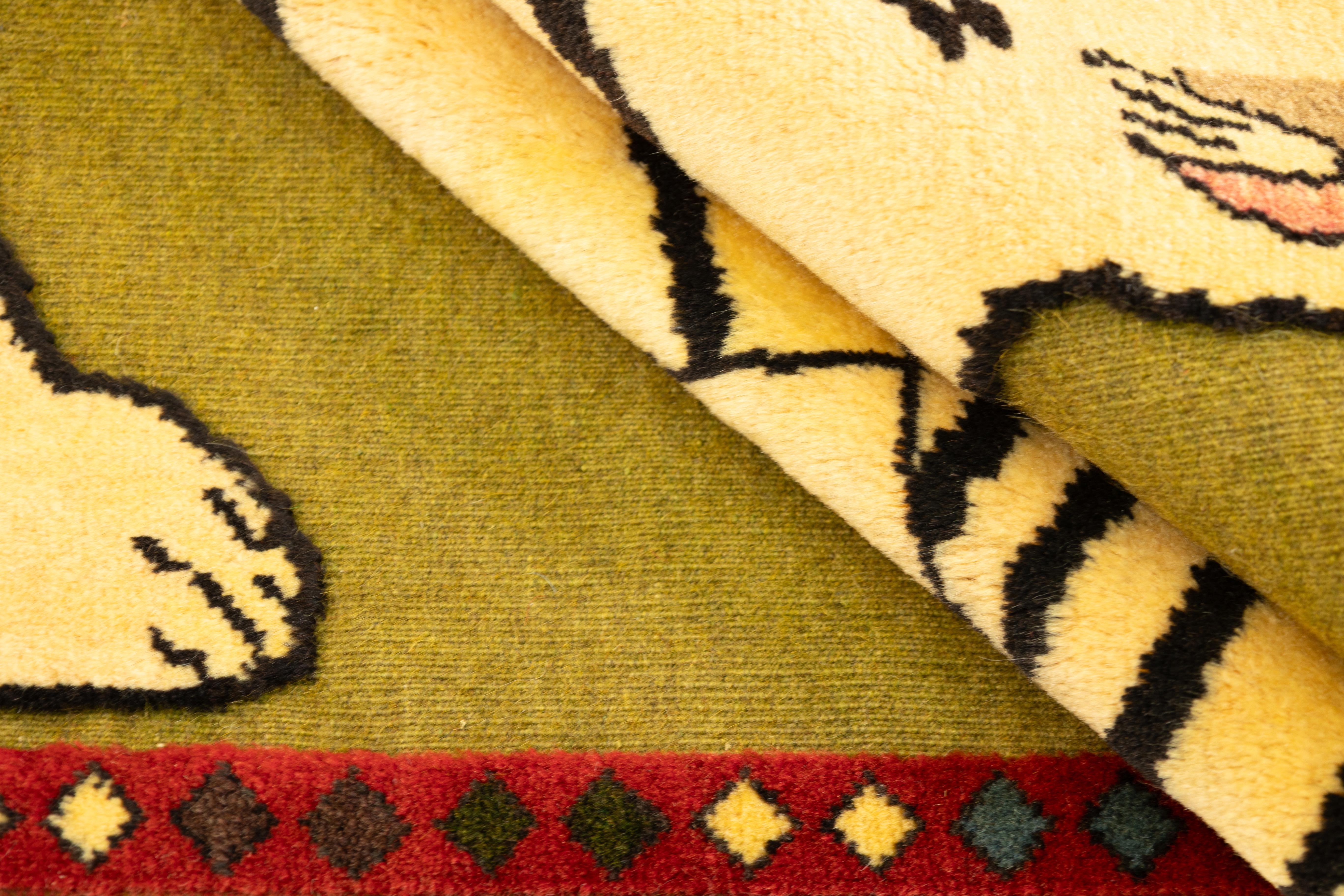 Lana Tappeto Kelim Gabbeh Tiger, tessuto a mano, 5x3.6 ft - Greene & Greene e Nero in vendita