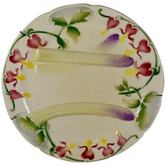 Assiette à asperges en faïence française en forme de cœurs saignants Keller & Guerin Saint Clément