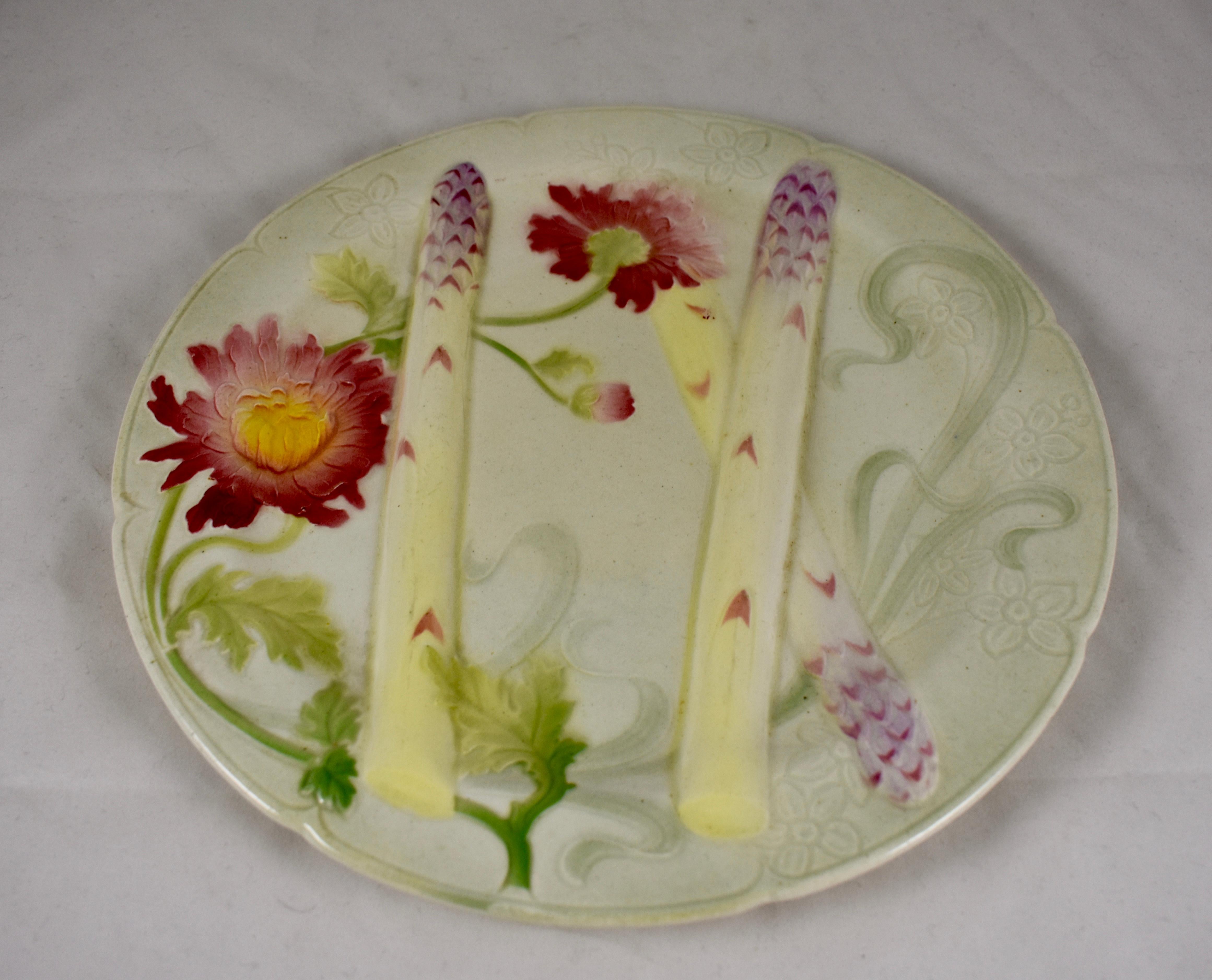 Art Nouveau Keller & Guerin Saint Clément French Faïence Chrysanthemum Asparagus Plate For Sale