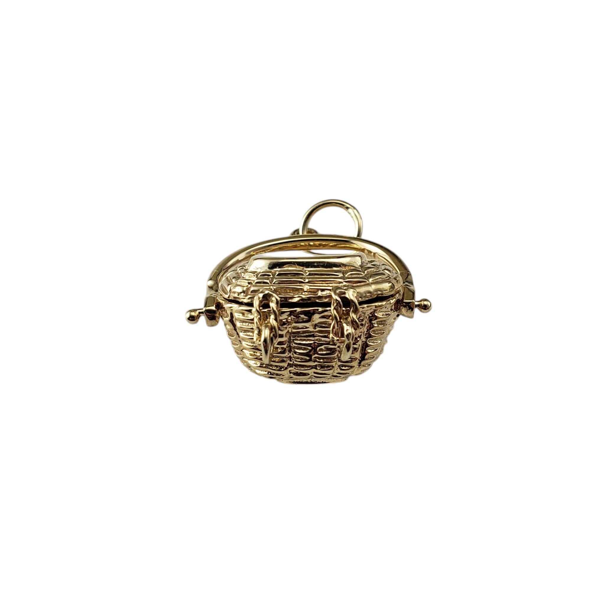 Kelli J 14K Yellow Gold Nantucket Basket Charm #21159 In Good Condition For Sale In Washington Depot, CT