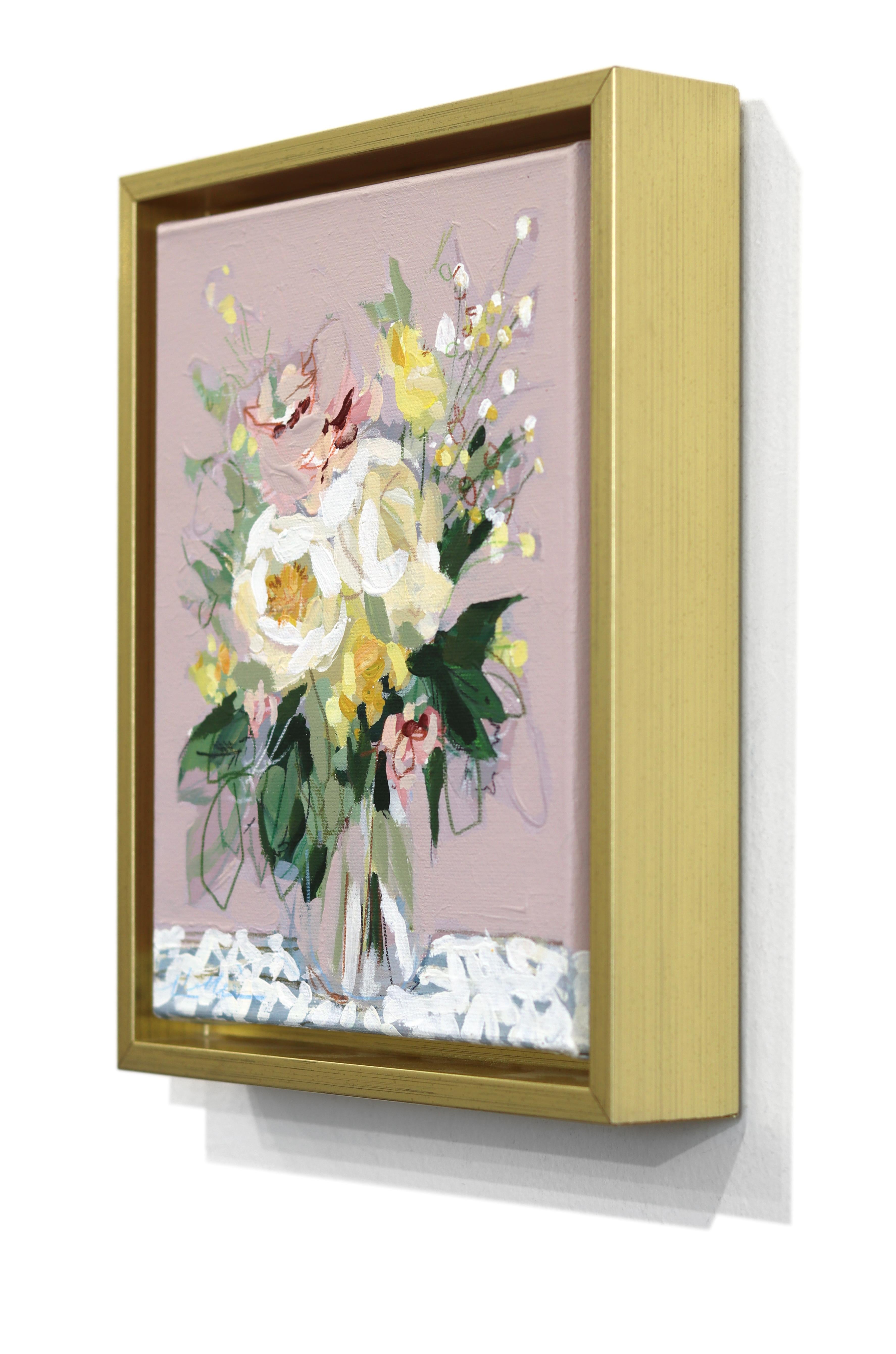 Fülle des Sommers - Abstrakt Buntes Blumenstillleben Gemischtes Medienkunstwerk (Braun), Still-Life Painting, von Kellie Newsome