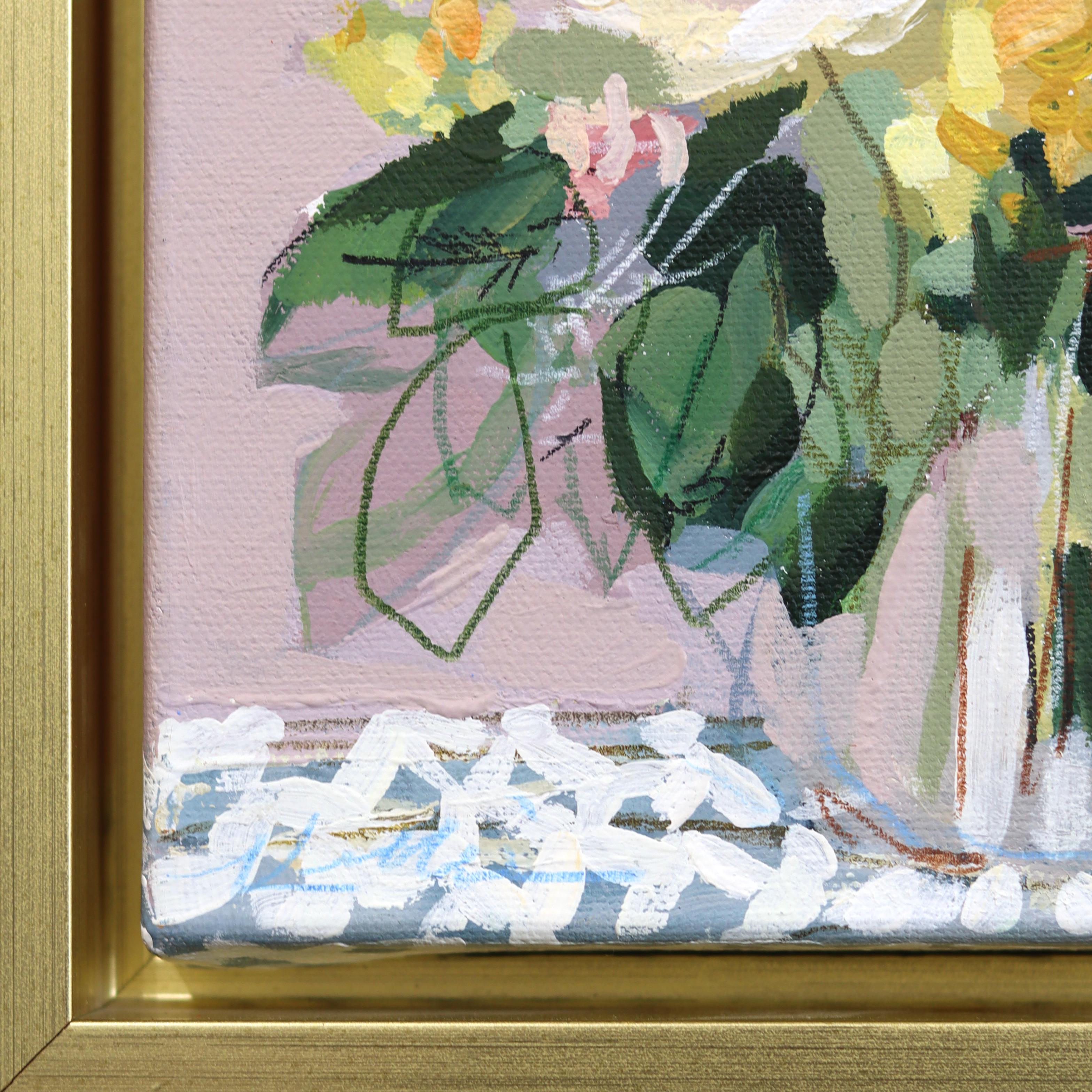 Dynamische und abstrakte Stillleben sind die Spezialität der in Georgia lebenden Künstlerin Kellie Newsome. Ihre Arbeiten zeichnen sich durch einen lockeren und ausdrucksstarken Stil aus, der die Linienstruktur betont und die Details hervorhebt.