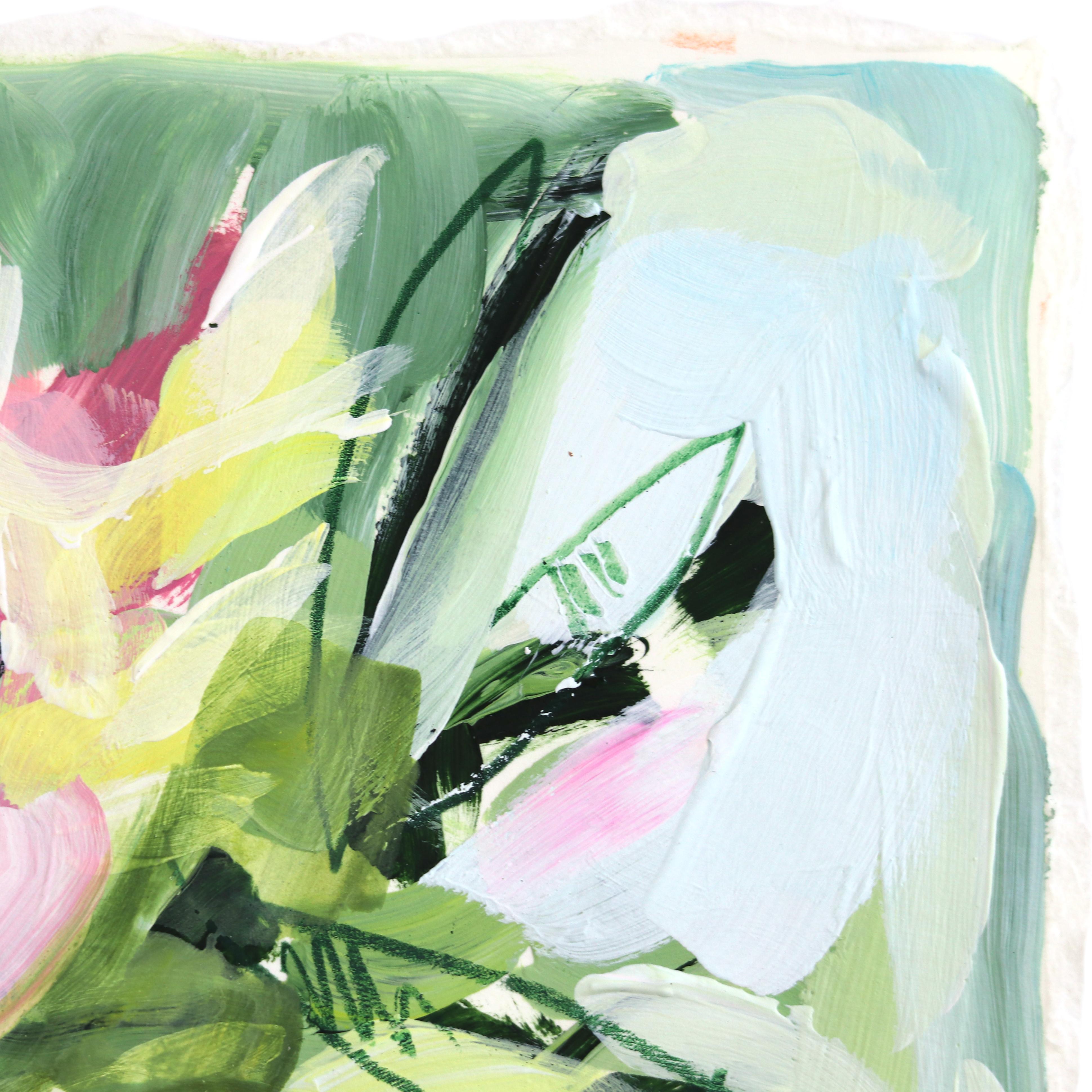 Cada rosa en una flor - Colorido y expresivo bodegón pintado sobre papel - Painting Contemporáneo de Kellie Newsome
