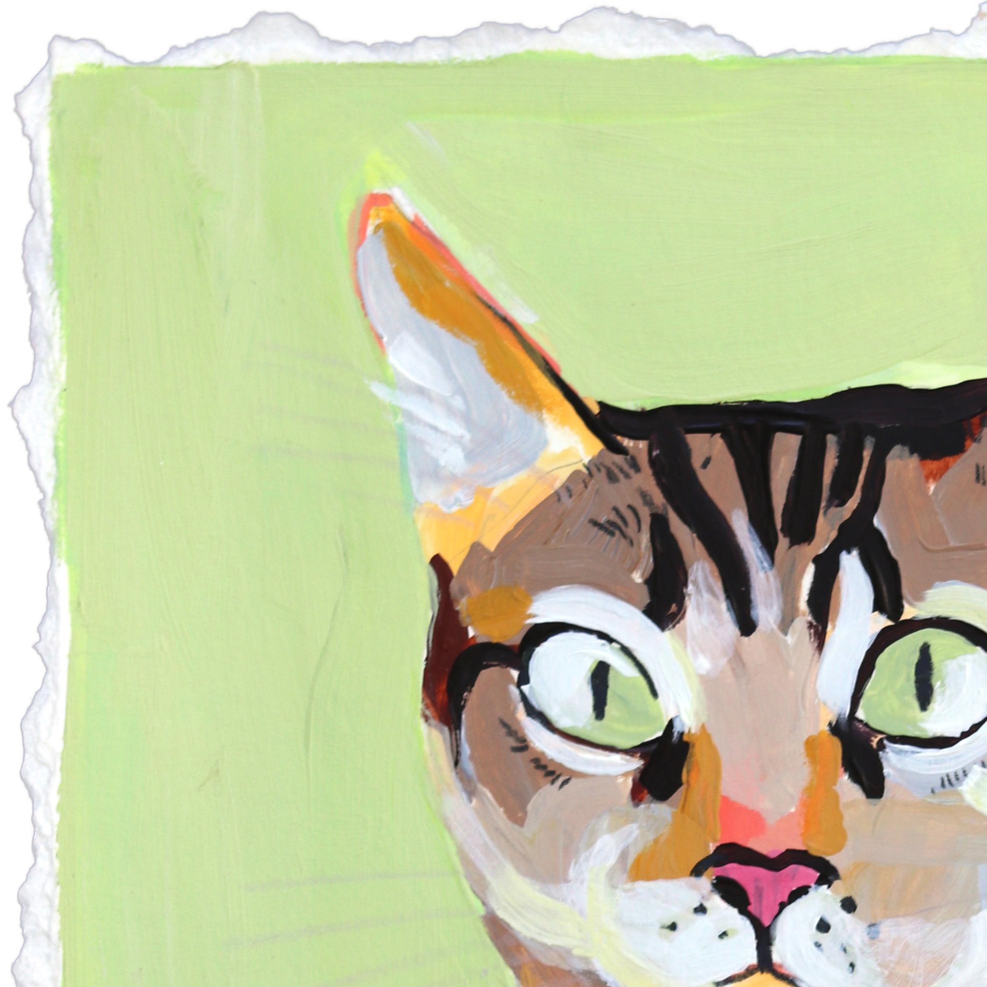 Qui Kitty -  Gatto verde figurativo dipinto su carta - Mixed Media Art Contemporaneo di Kellie Newsome