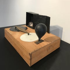 Used Sculpture, abstract record player: 'Kristallo'