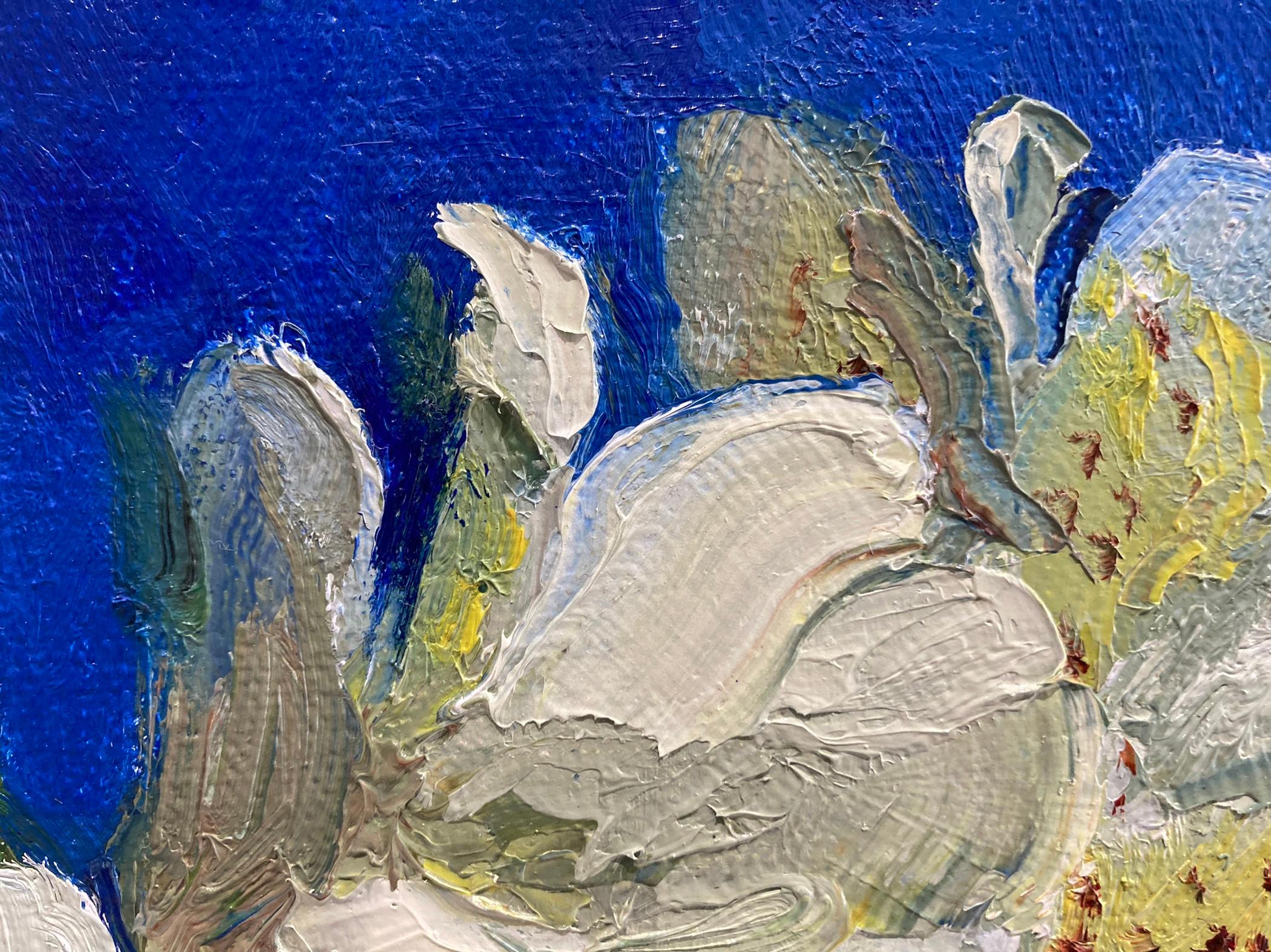 Still Life with Blue - American Impressionist Painting by Kelly Carmody