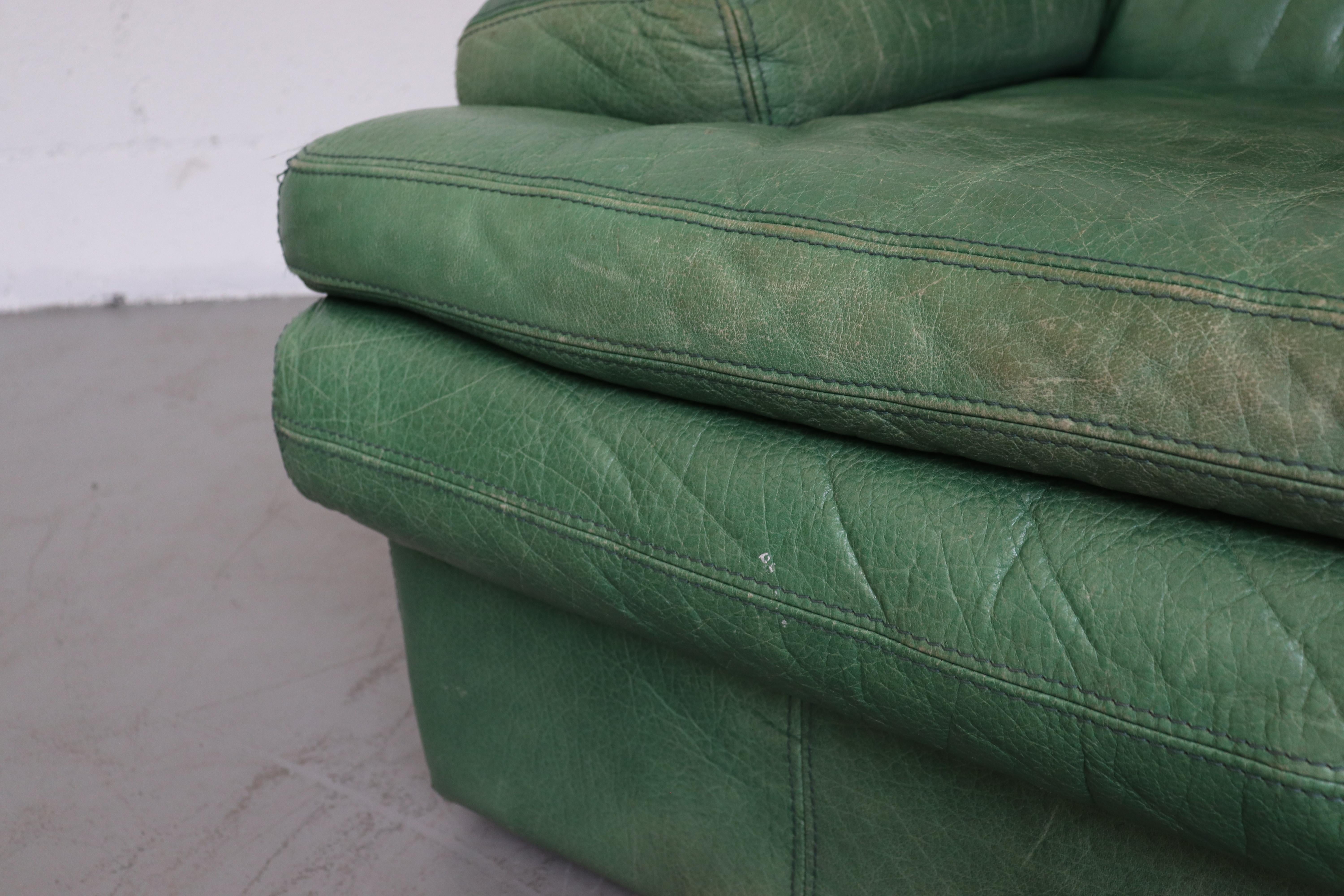 Kelly Green Leather Love Seat Sofa 2