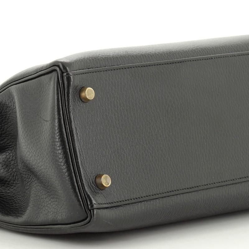 Women's or Men's Kelly Handbag Noir Ardennes with Gold Hardware 32