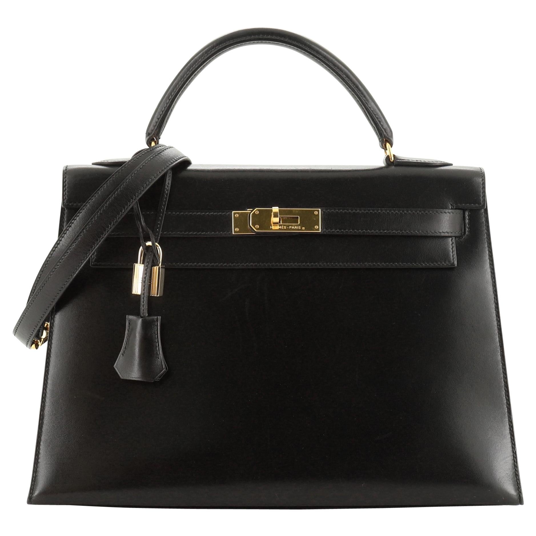 Kelly Handbag Noir Box Calf with Gold Hardware 32
