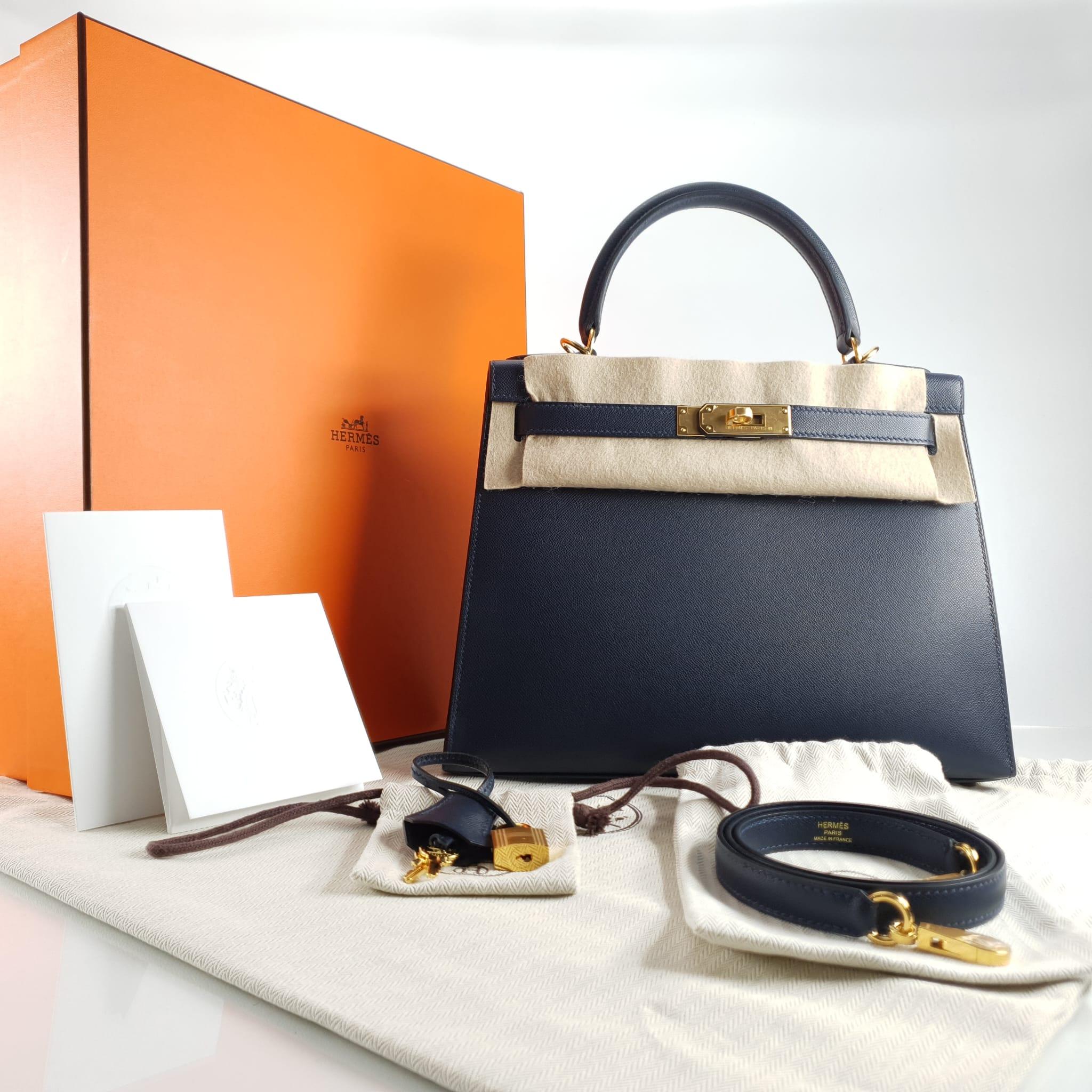 Kelly II Sellier 28 Bleu Nuit Veau Madame Gold Hardware 2024