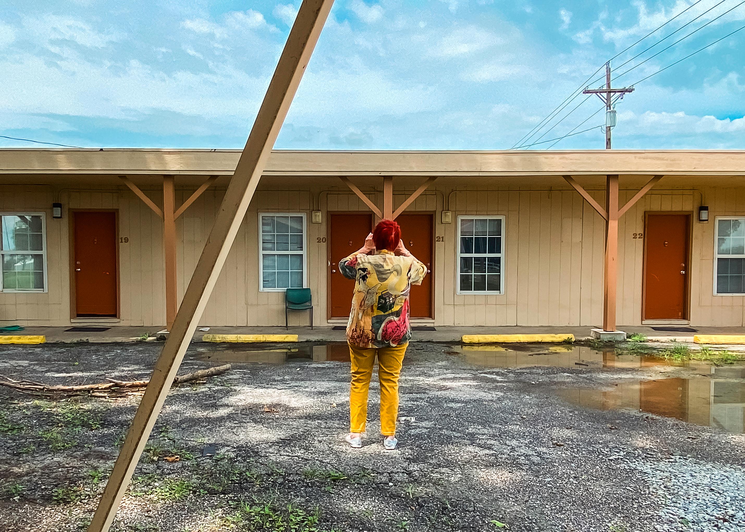Fotógrafo (Lou Jane) (Americana, Medio Oeste, Motel, Vintage, ~30% DESCUENTO)