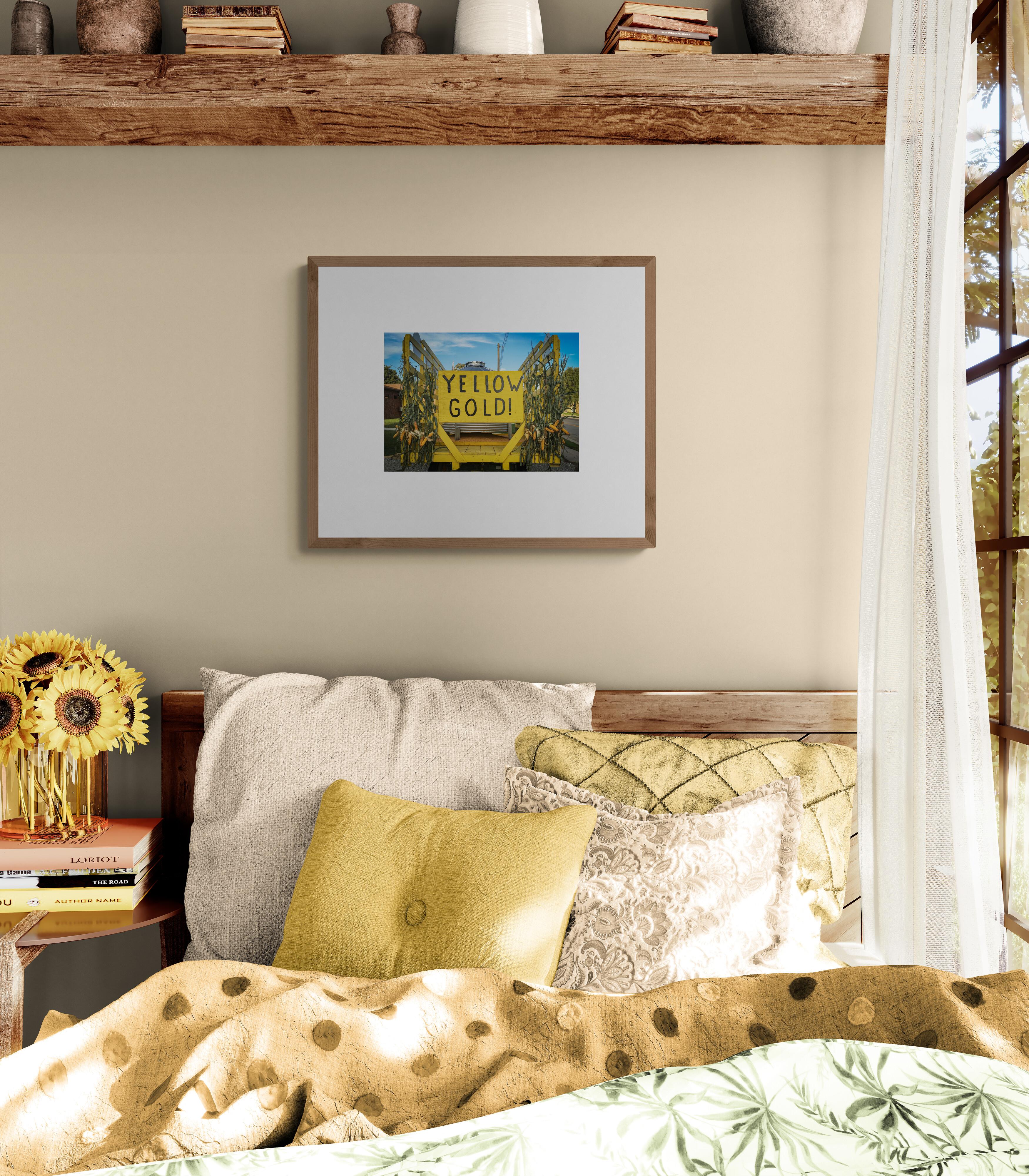 Oro amarillo  (Americana, Medio Oeste, Clásica, Vintage, Maíz, Granja, ~30% DESCUENTO) - Photograph Moderno de Kelly Ludwig