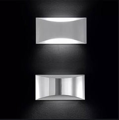 Lampada da parete Kelly di Studio 63 per Oluce