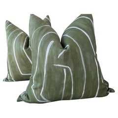 Cuscini Kelly Wearstler per Lee Jofa "Graffito" in Felce 22" - Una coppia