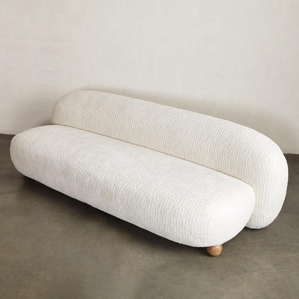 Kelly Wearstler Morro Sofa in White Bouclé In New Condition In West Hollywood, CA