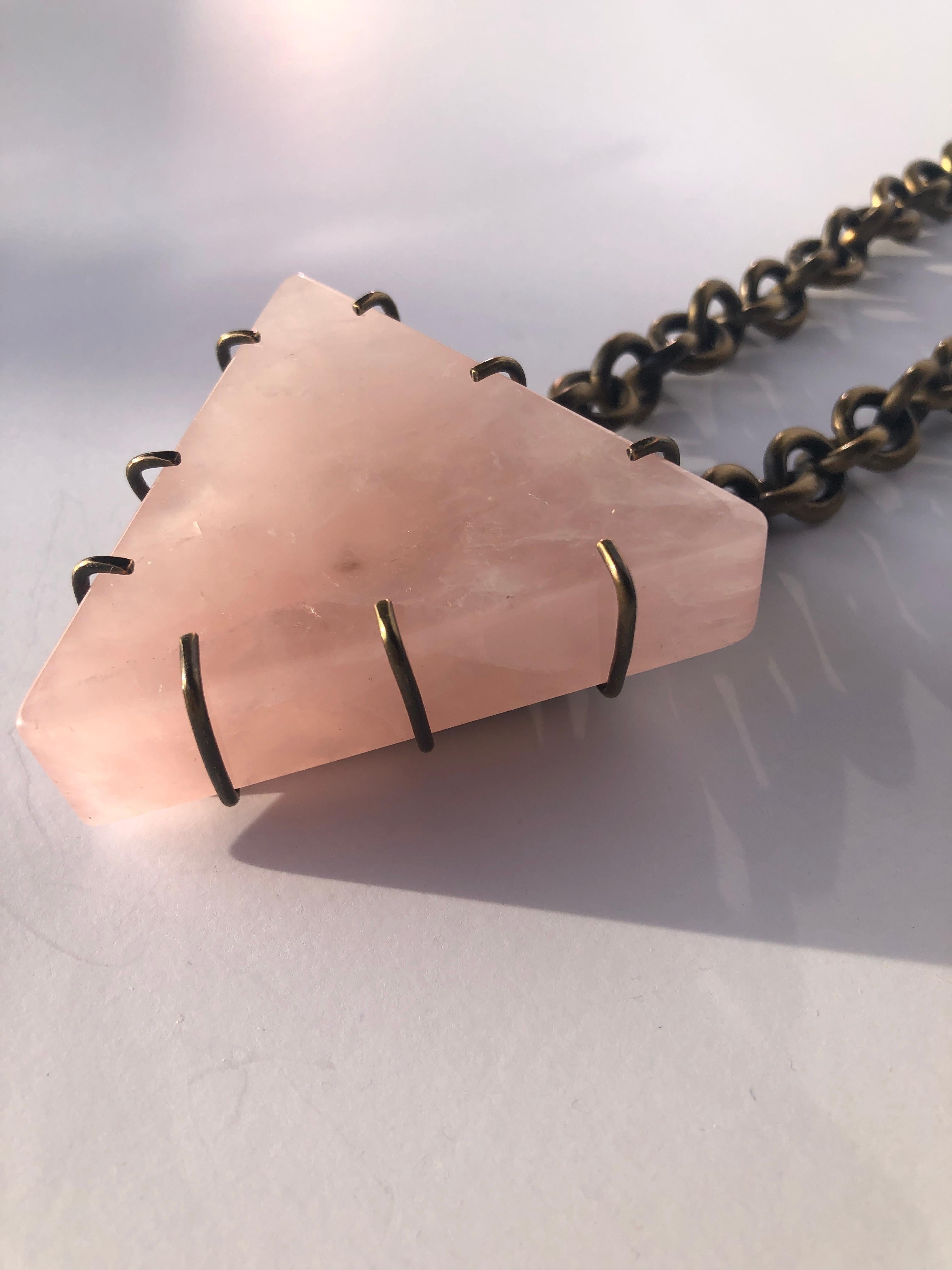 Kelly Wearstler Triangular Pink Quartz w/ Bronze Prongs & Brass Chain Necklace  In Good Condition For Sale In Houston, TX