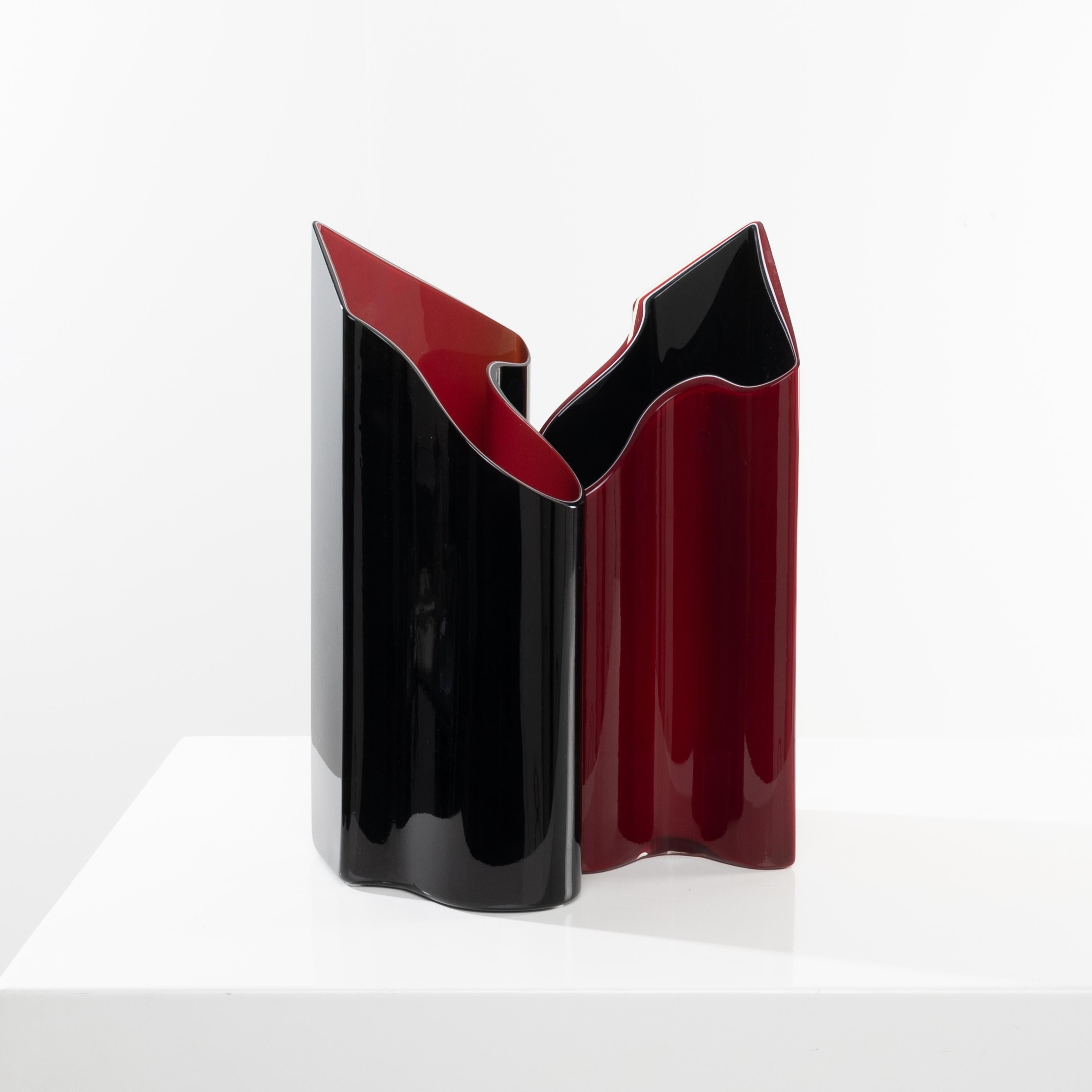 Italian Kelo by Timo Sarpaneva – Pair of Blown Glass Vases – Venini Murano For Sale