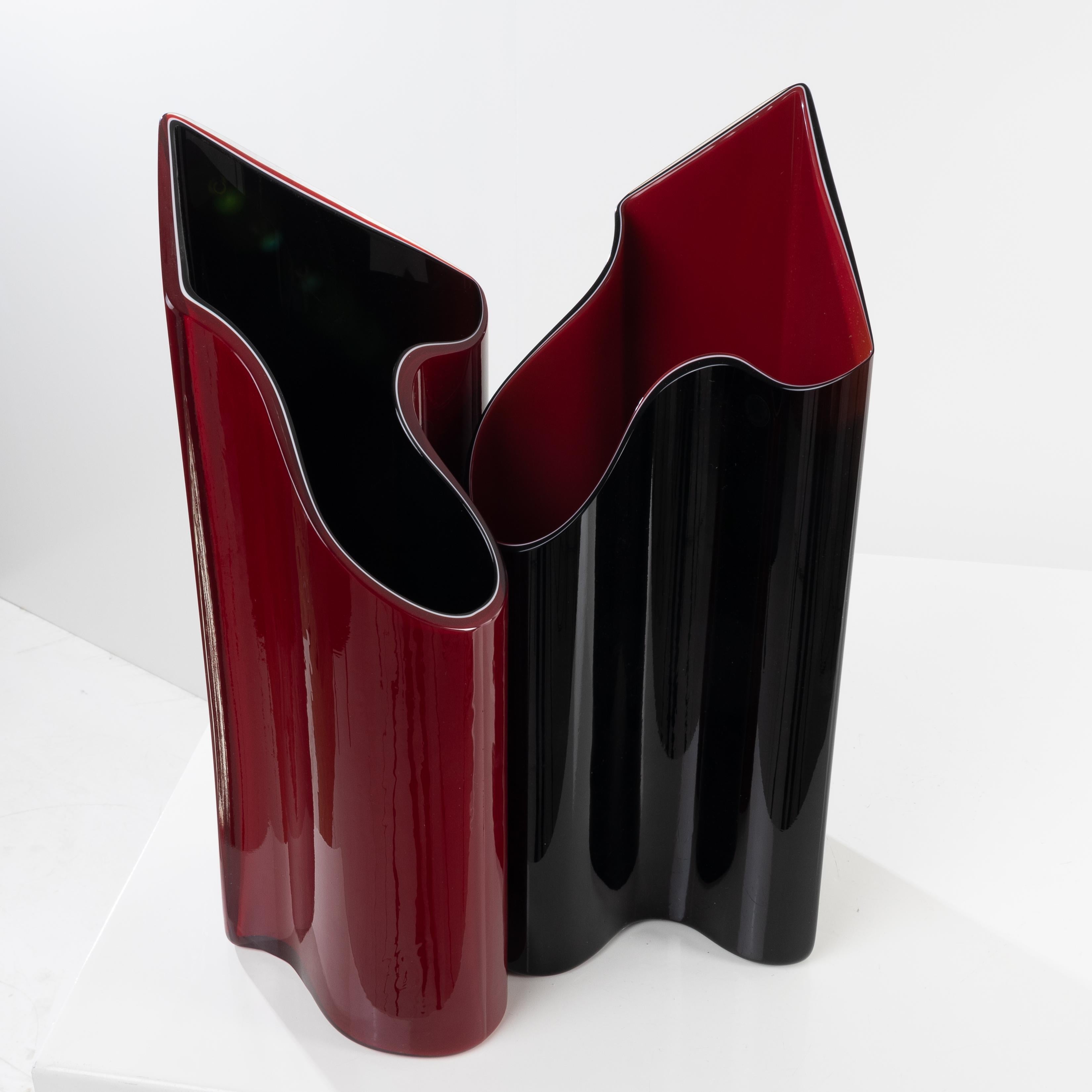 20ième siècle Kelo by Timo Sarpaneva - Paire de vases en verre soufflé - Venini Murano en vente