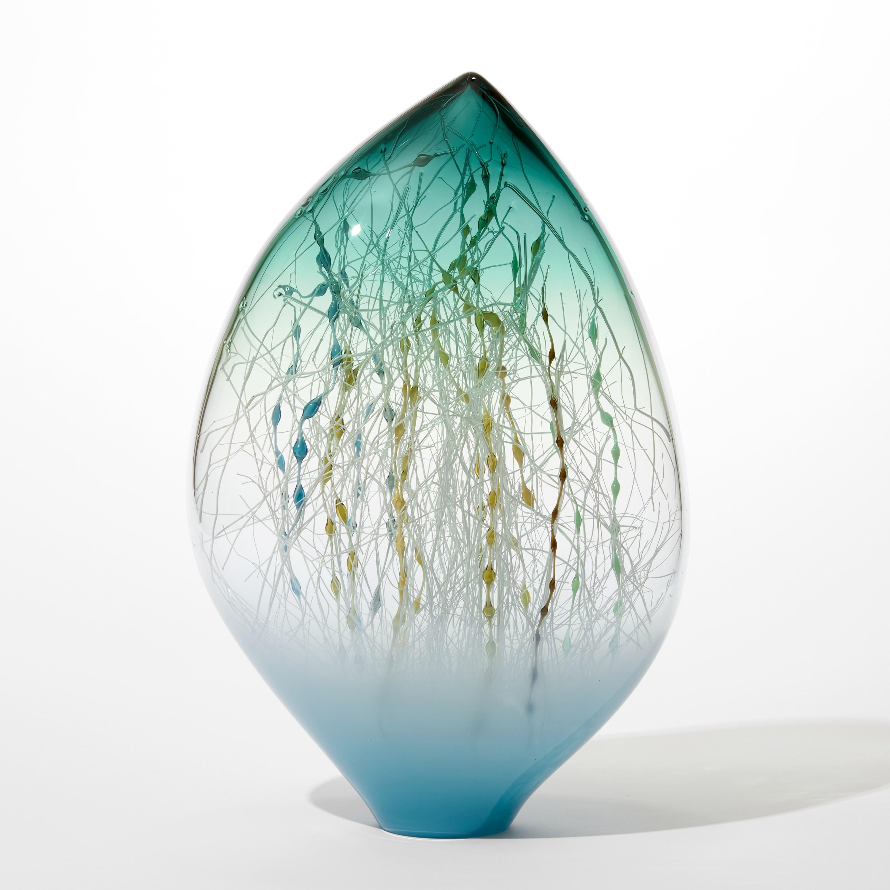 Kelp in Ozeanblau & Meeresgrün, abstrakte Glasskulptur von Enemark & Thompson (Organische Moderne) im Angebot