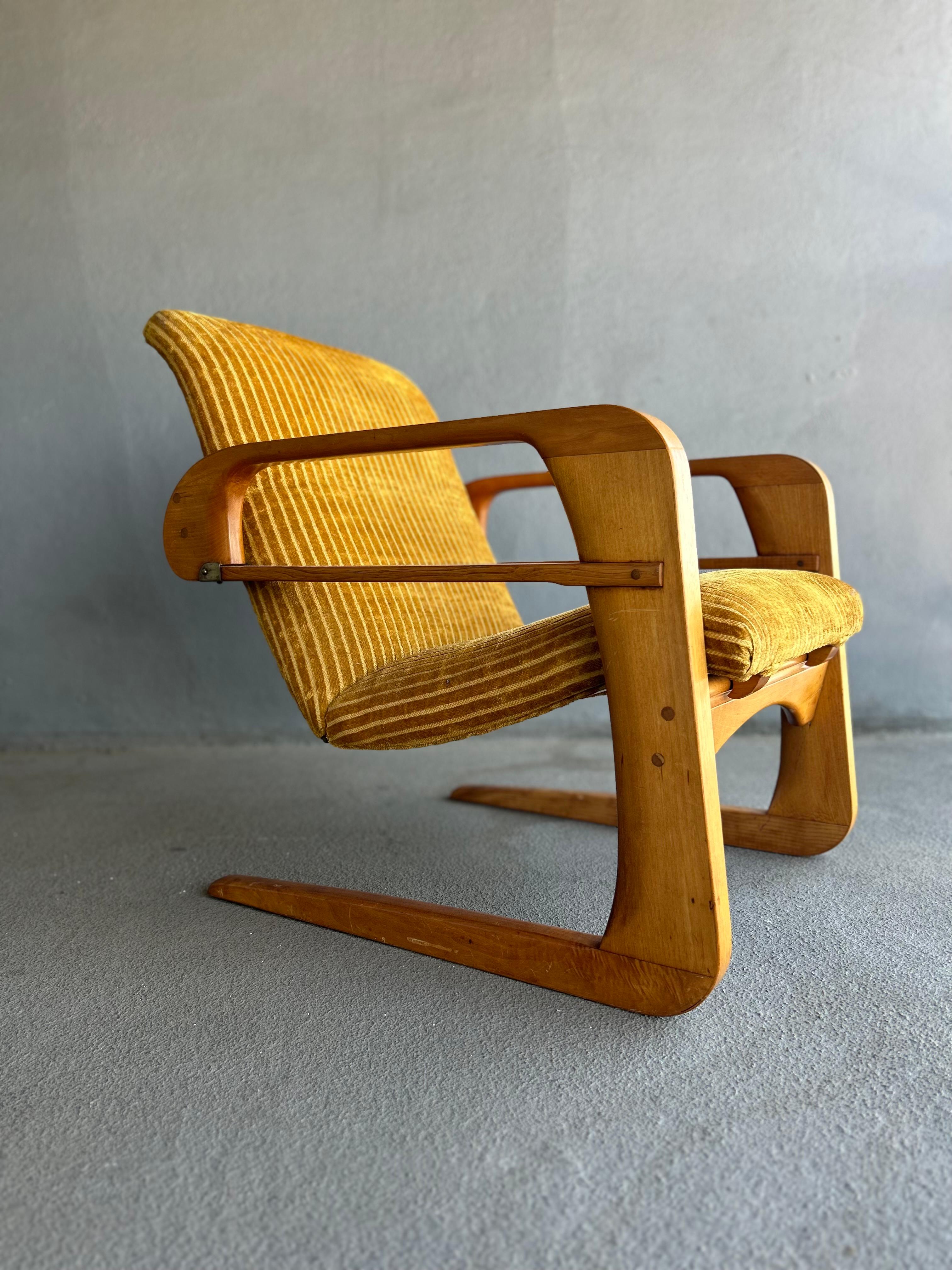 Kem Weber airline chair circa late 1930’s. This chair appears to be all original. 
