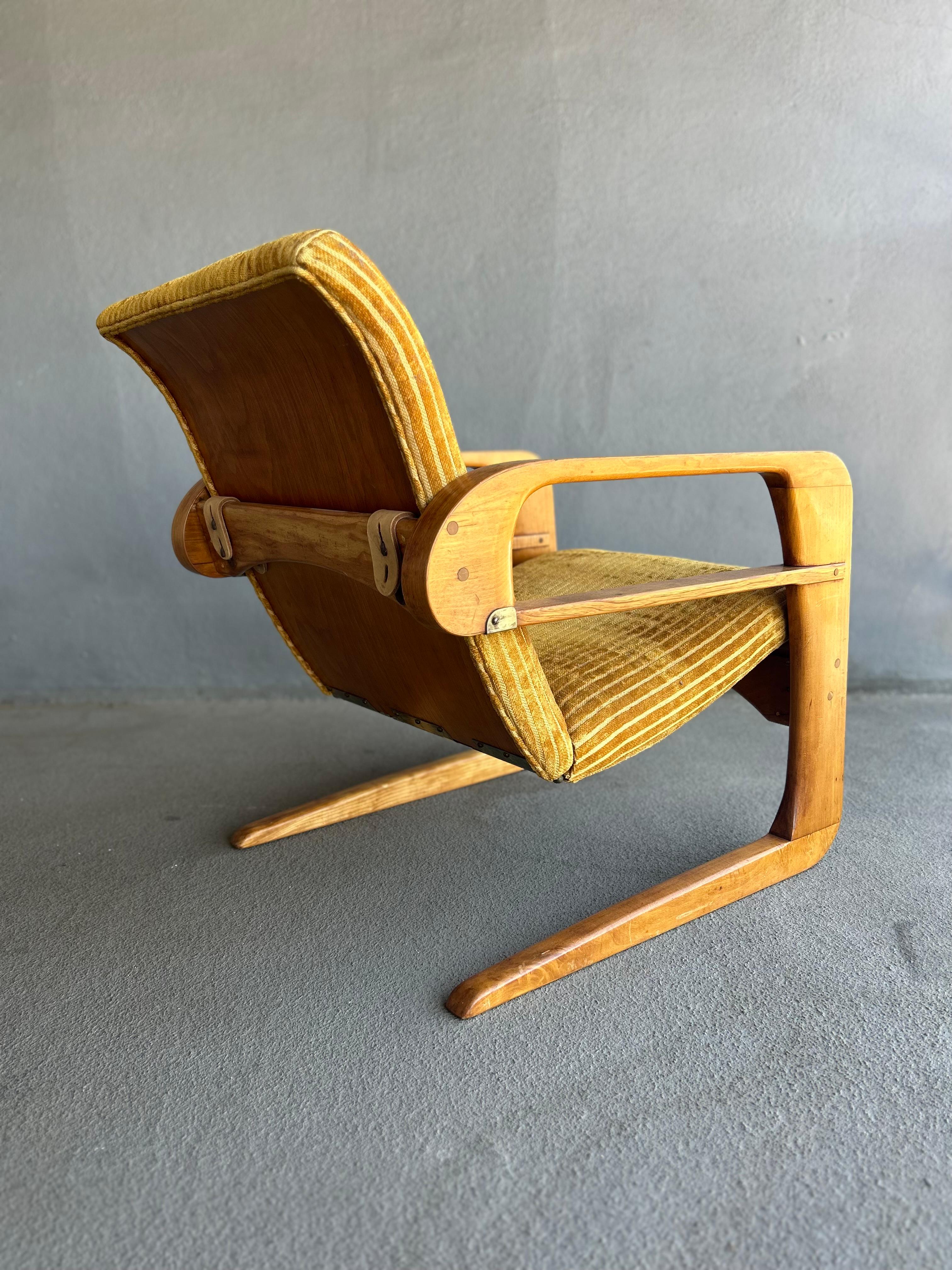 Mid-20th Century Iconic Airline Lounge Chair by Kem Weber, 1930's