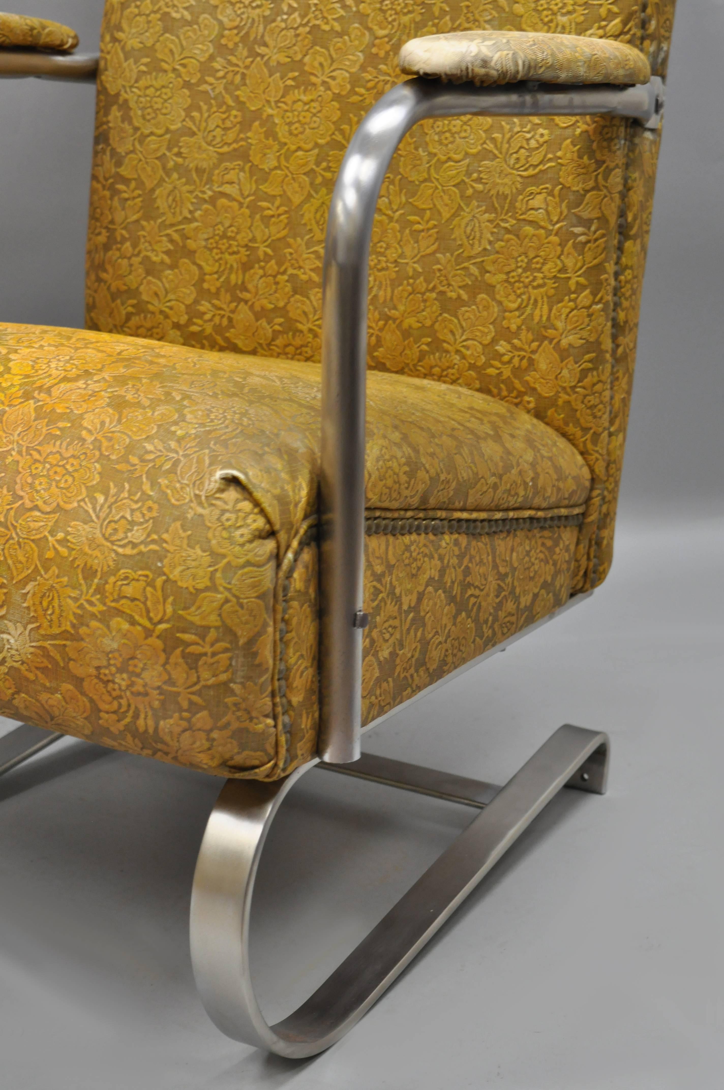 Paire de fauteuils Springer de style Art Déco Lloyd en acier tubulaire chromé et acier KEM Weber Bon état - En vente à Philadelphia, PA