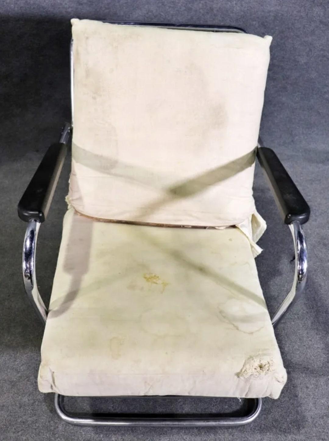 20ième siècle Chaises signées Kem Weber en vente