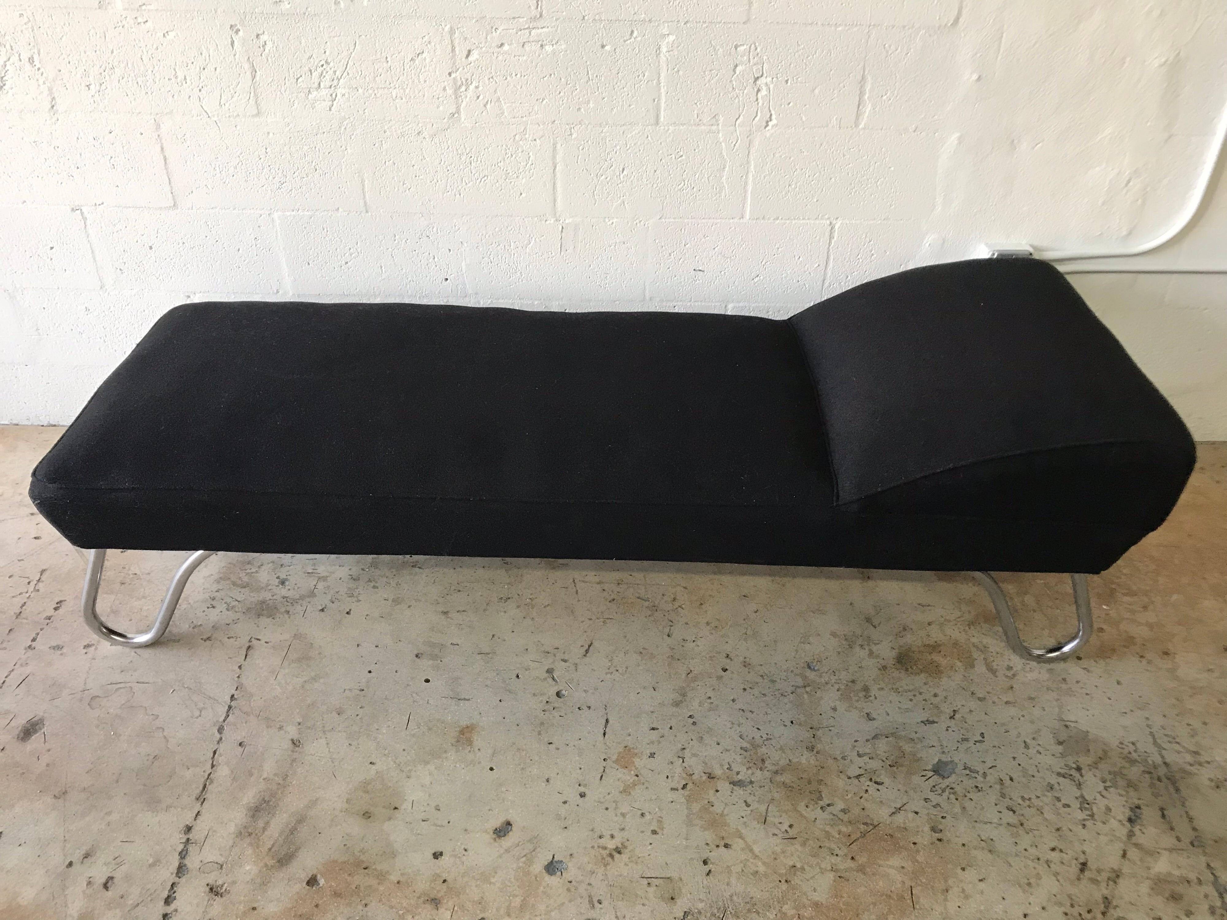 Iconic Art Deco streamline modern chaise lounge or daybed rendered in black wool upholstery with chrome legs and frame by KEM Weber, USA, 1930s
