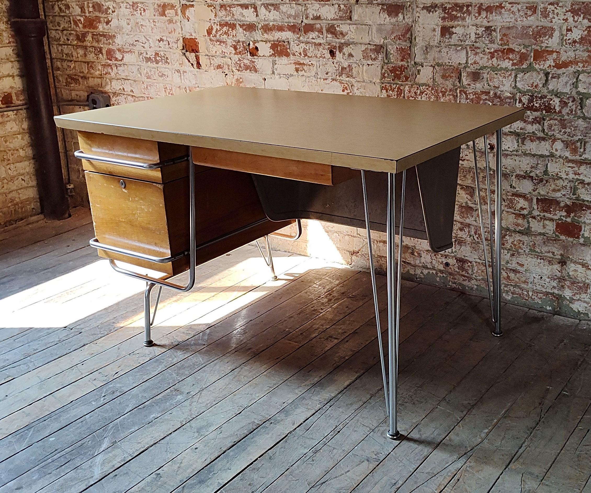 Kem Weber Trimline Desk by Heywood Wakefield For Sale 1