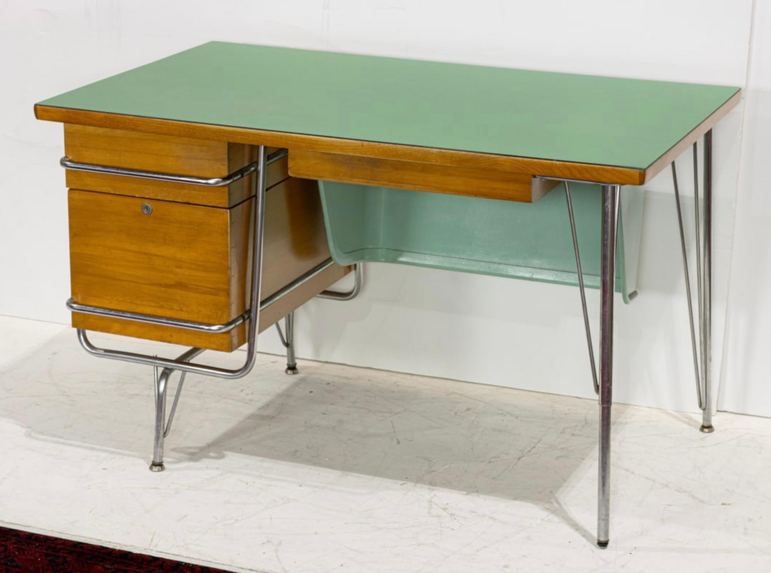 Hand-Crafted Kem Weber Trimline for Heywood Wakefield Desk and Chair For Sale