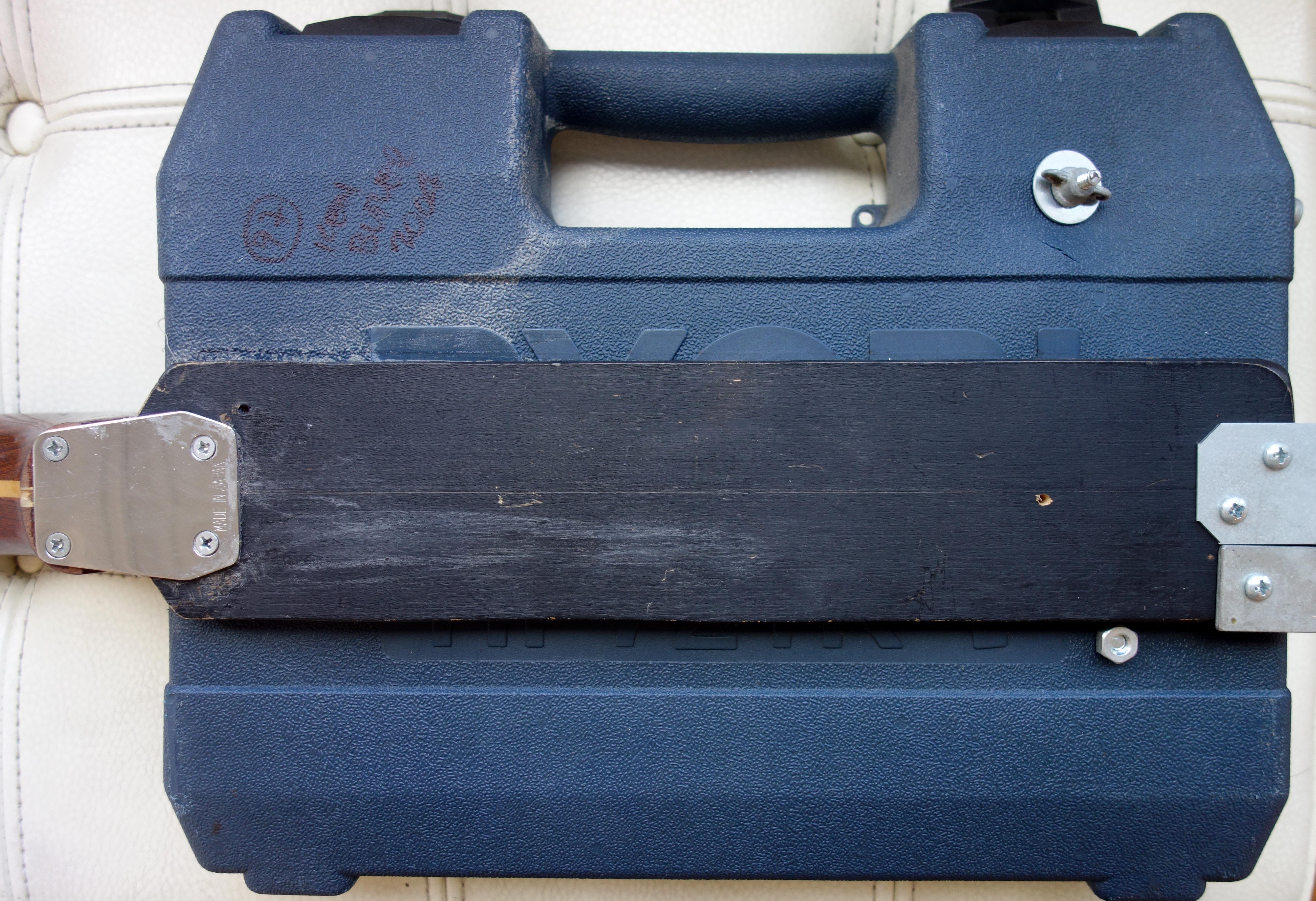 Sculpture murale hybride instrument de guitare Drill Case Guitar en vente 5