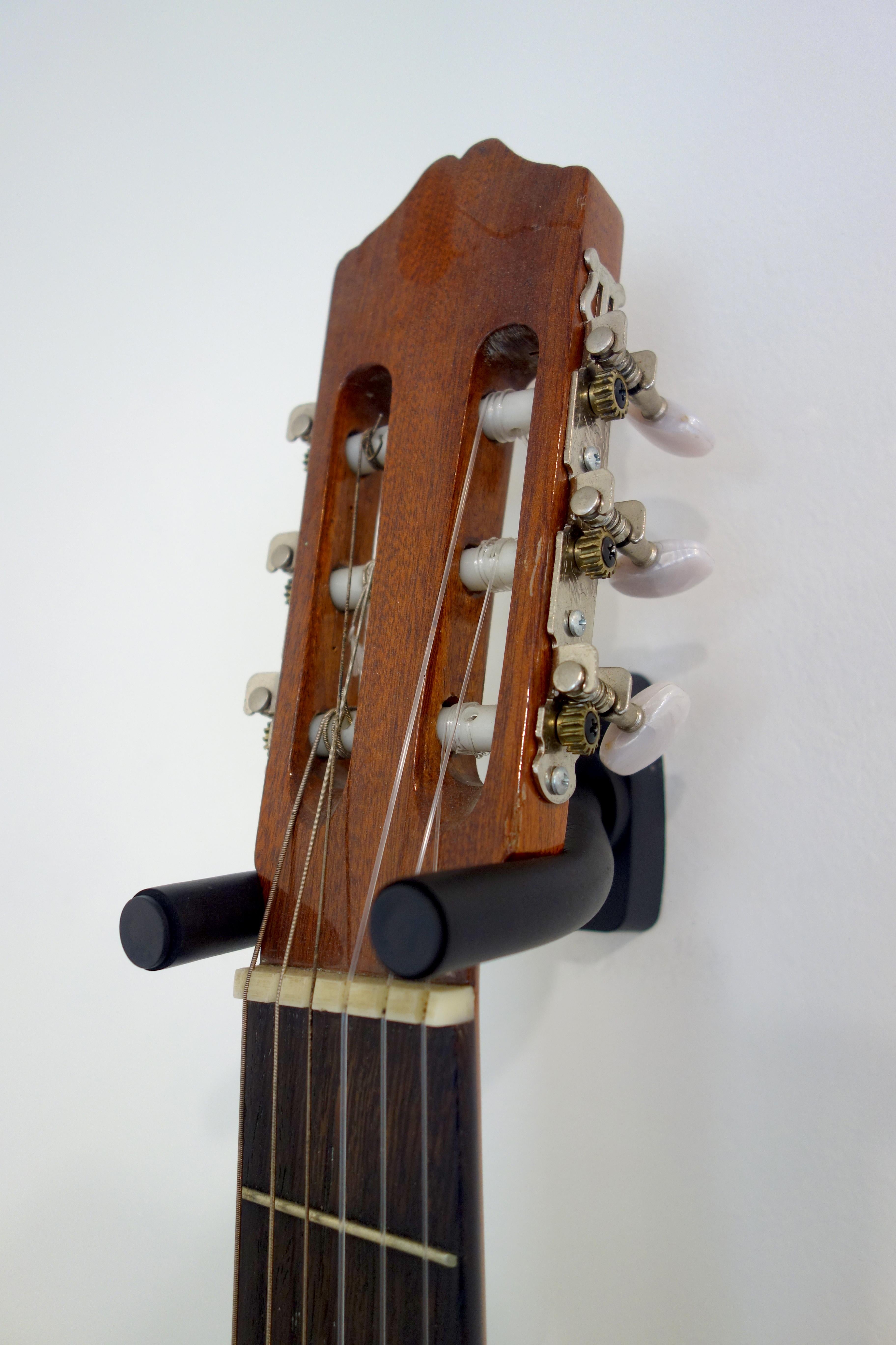 Scultura da parete di strumenti ibridi 