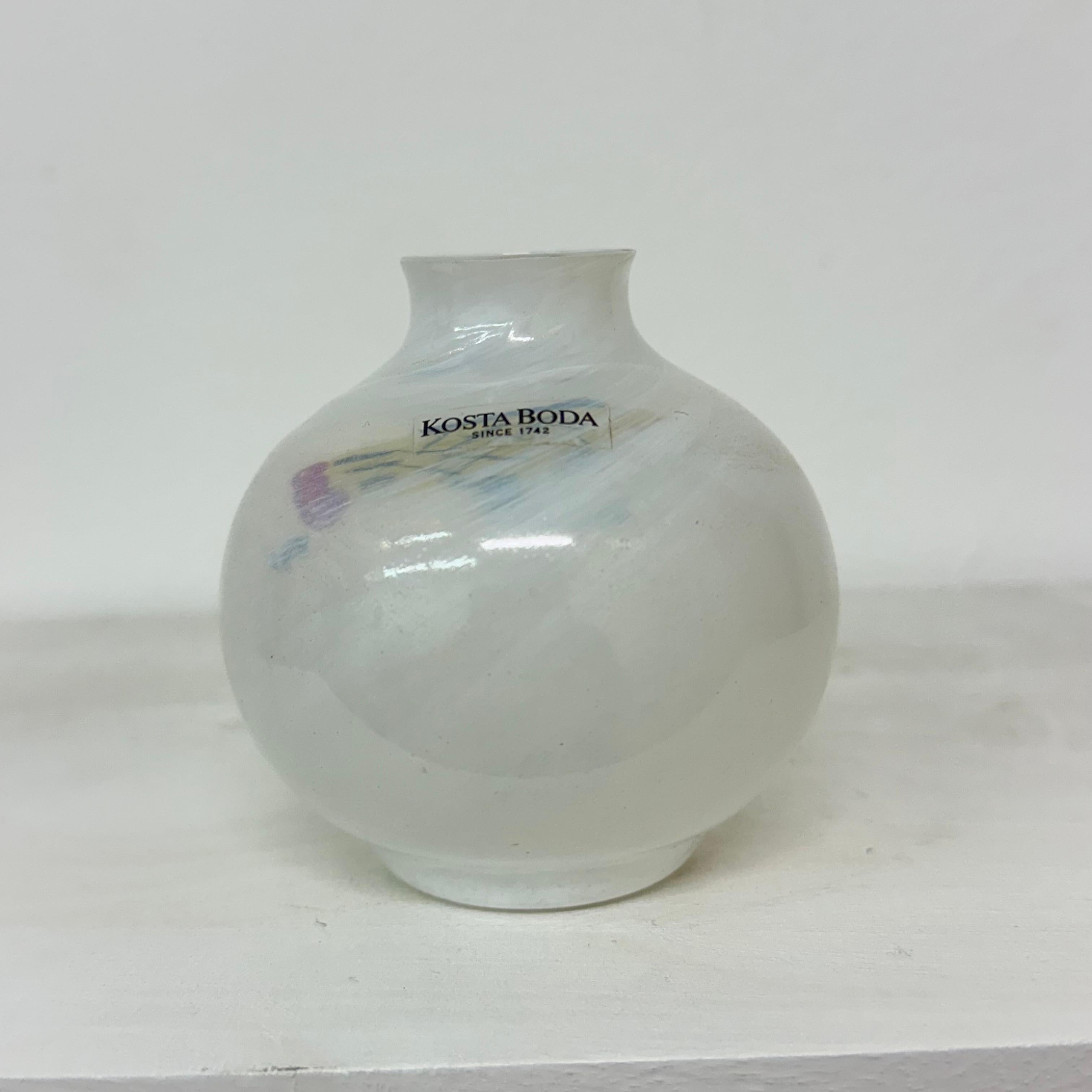 Art Glass Ken Done   for Kosta Boda Miniature vase hand painted