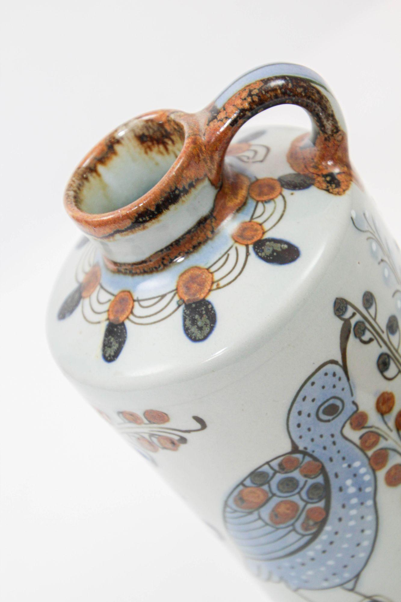 20th Century Ken Edwards Signed El Palomar Tonala Mexico Art Pottery Bottle with Cork 1960s For Sale