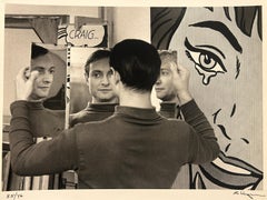 Retro The Pop Artists: Roy Lichtenstein in Mirror, 1964