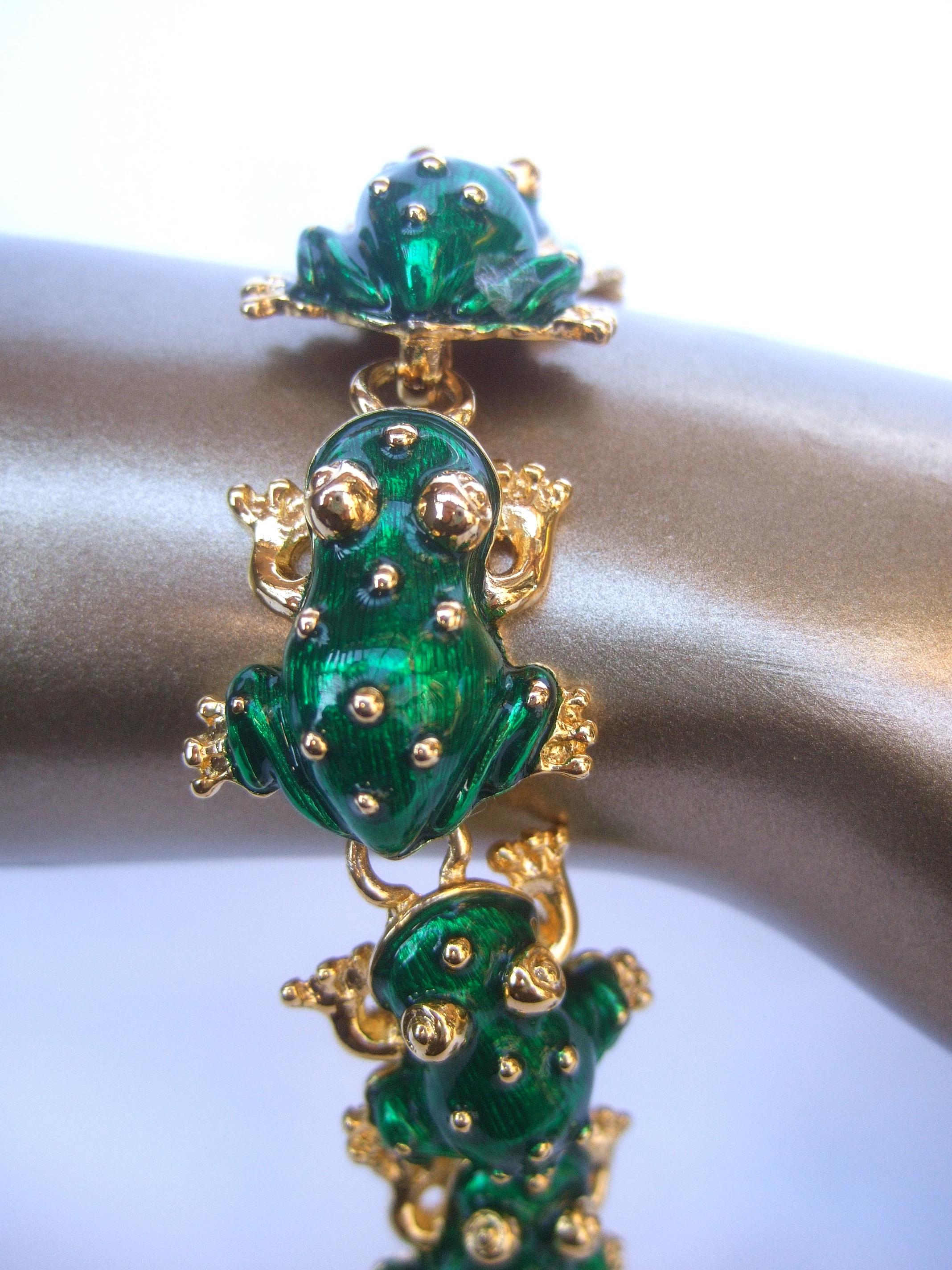 Ken Lane Green Enamel Frog Link Bracelet & Clip-On Earrings Set c 1990s 5