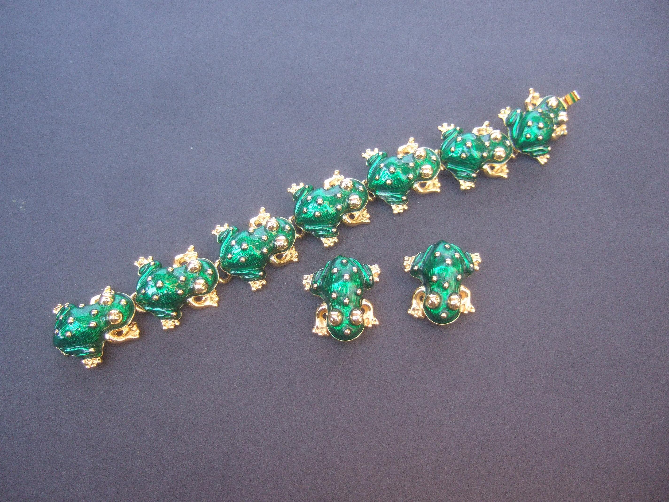 Ken Lane Green Enamel Frog Link Bracelet & Clip-On Earrings Set c 1990s 7
