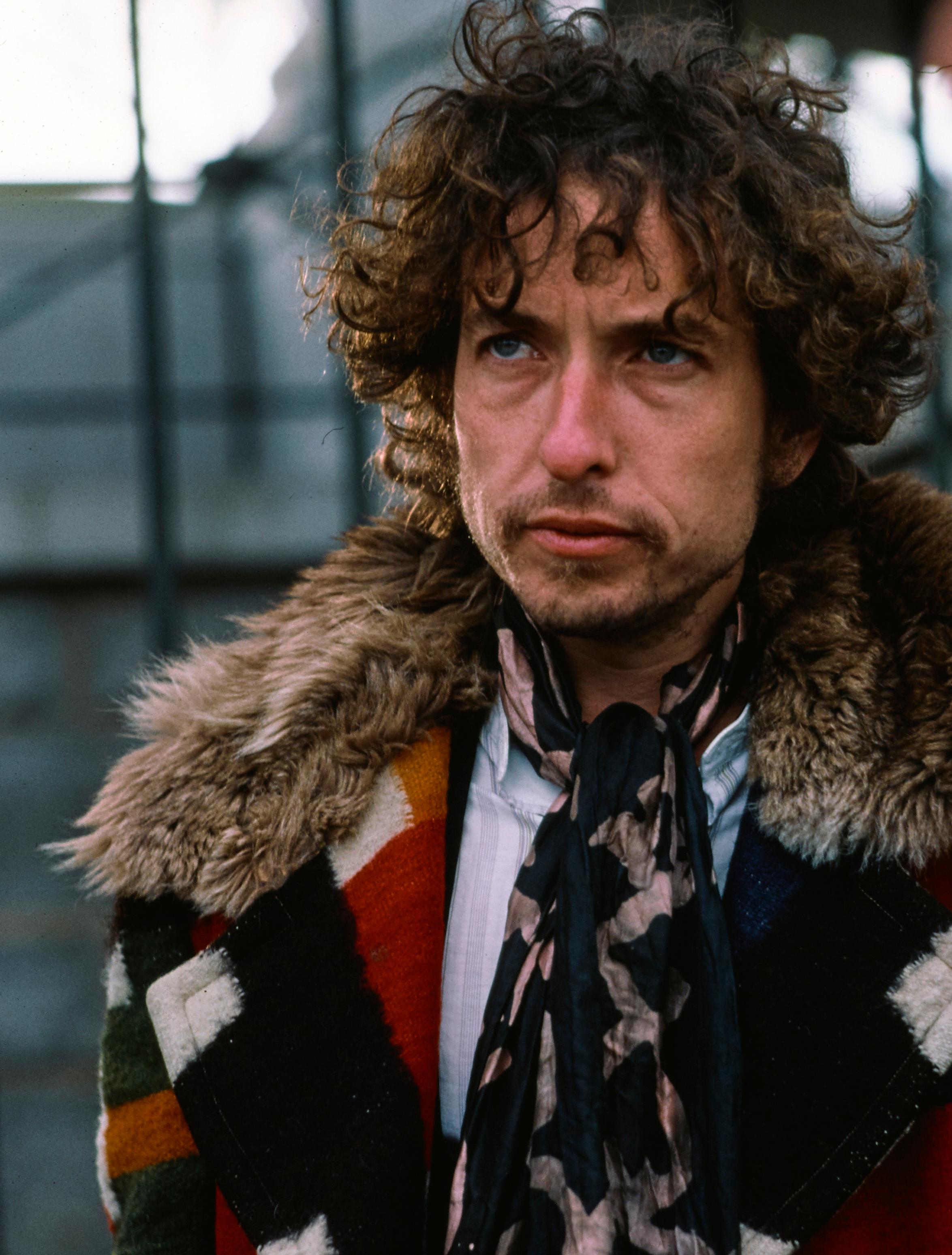 Ken Regan Color Photograph - Bob Dylan Rolling Thunder Revue Tour, Plymouth, MA, 1975