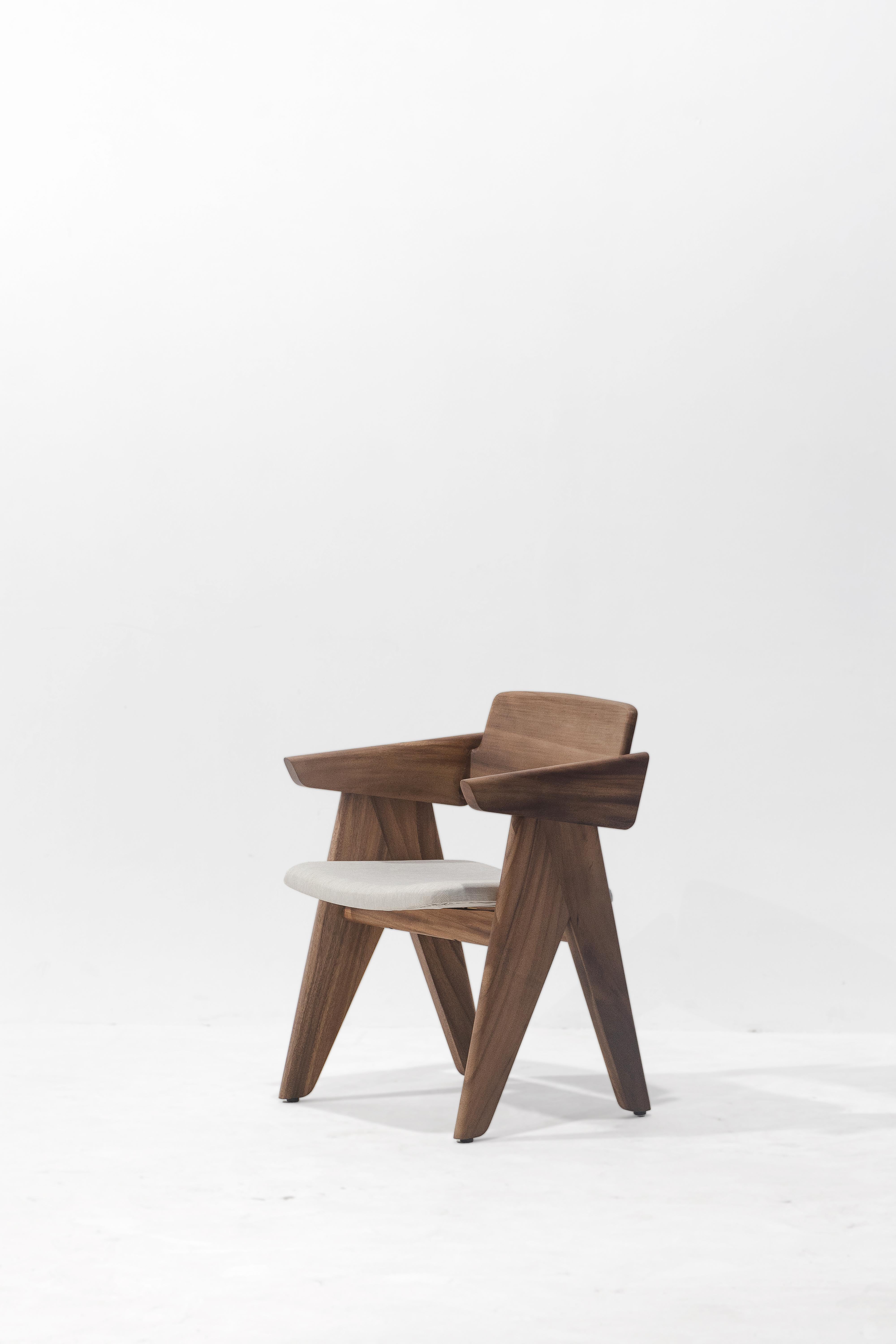 Silla Kena (Asiento Acolchado), Madera Natural Monkey Pod Moderno de mediados de siglo en venta