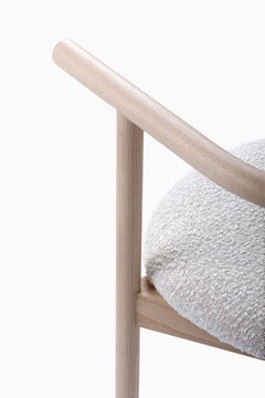 AITAI – Armchair in Solid Wood Frame and Fabric Seat by Kengo Kuma