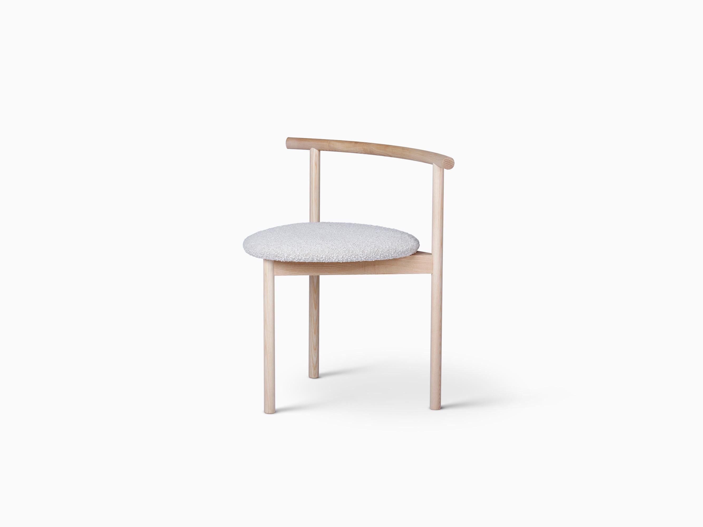 Frassino Sedia AITAI di Kengo Kuma - Poltrona scultorea minimalista in Wood in vendita