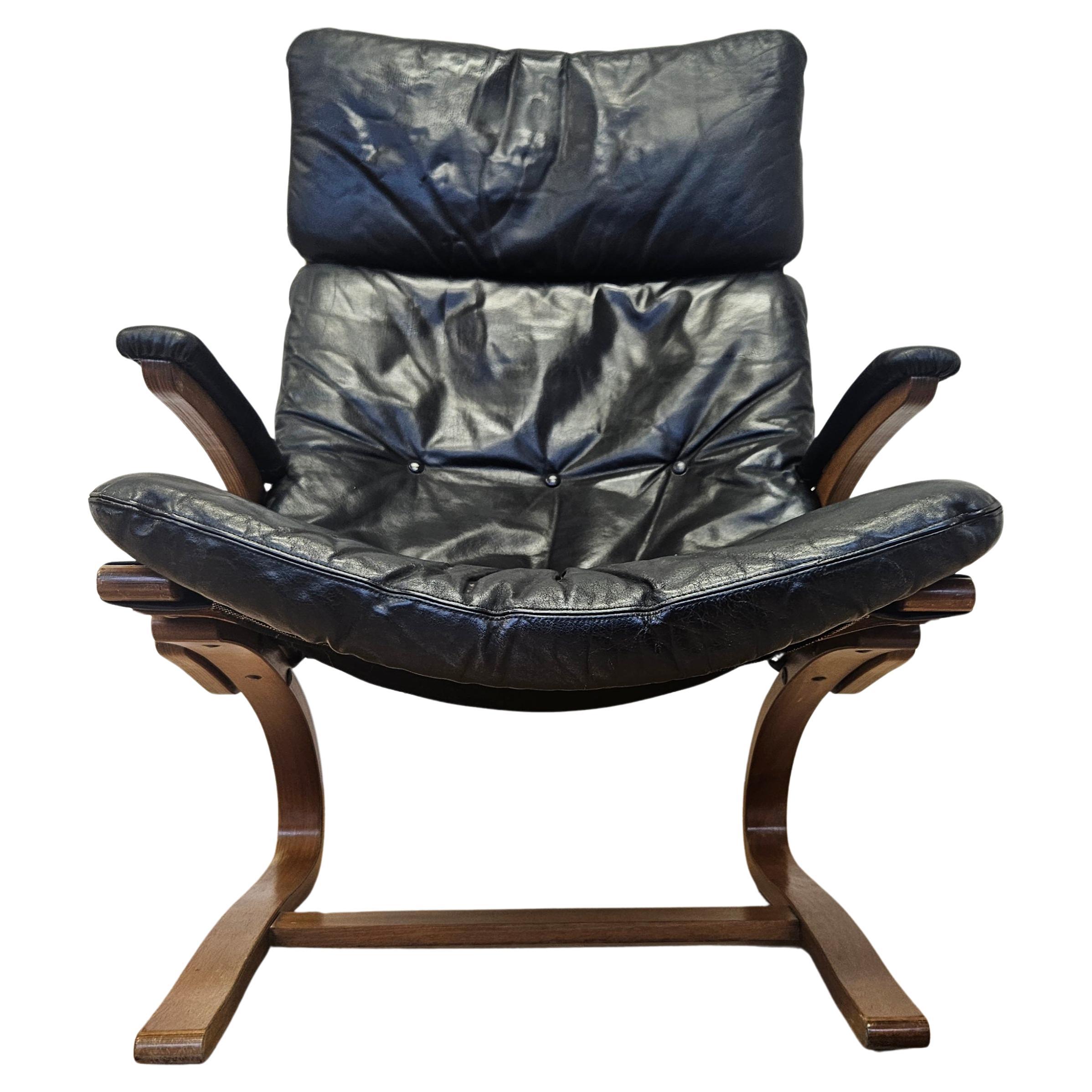 Kengu Leather Lounge Chair by Elsa
Nordahl Solheim Rybo Rykken, Norway, 1960s