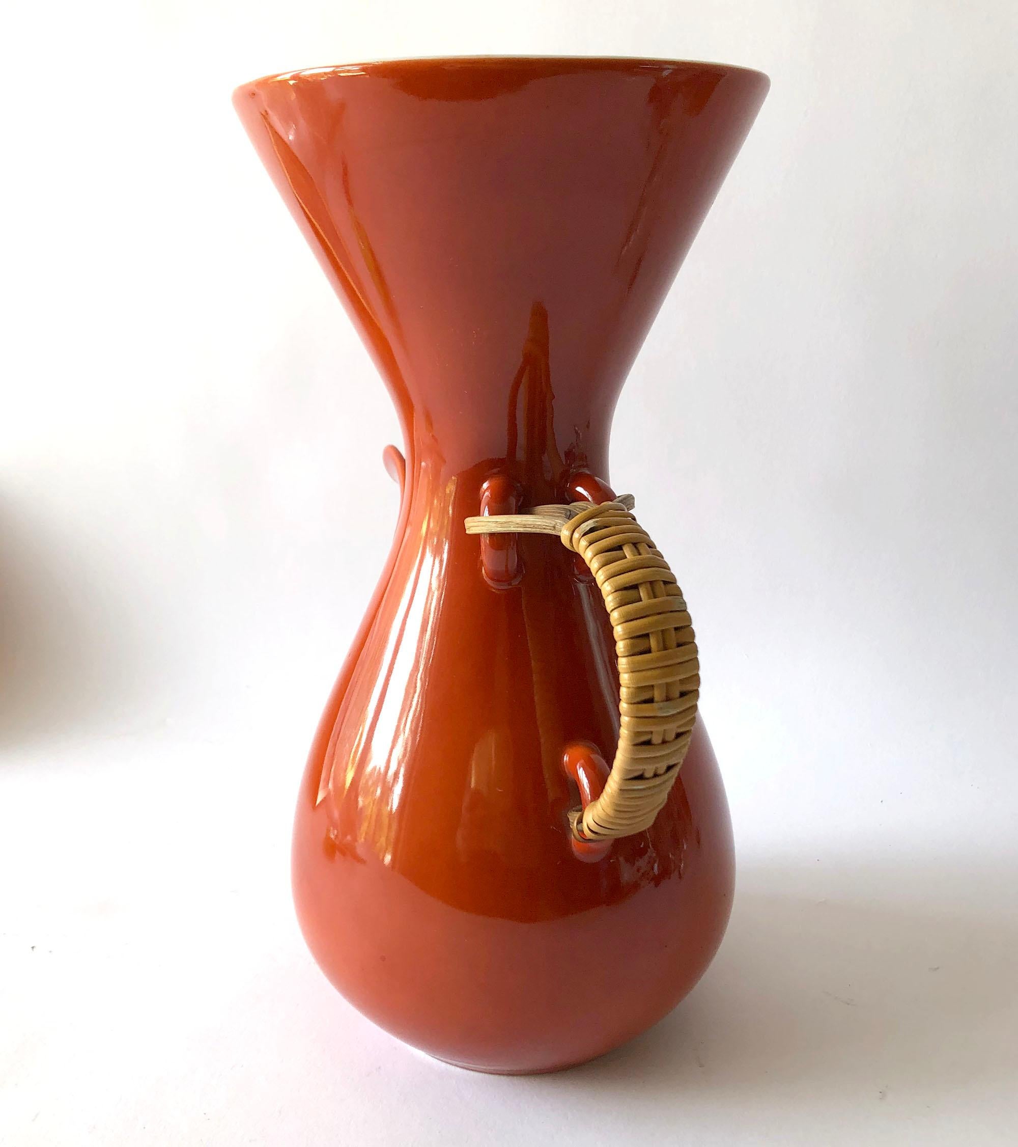 Mid-Century Modern Large Kenji Fujita for Freeman Lederman Ceramic Coffee Pot Pitcher  For Sale