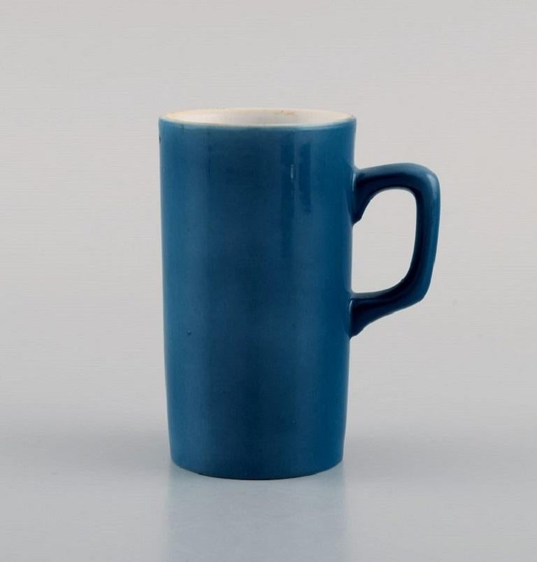 Mid-Century Modern Kenji Fujita pour Tackett Associates, cinq tasses à café avec soucoupes en porcelaine en vente